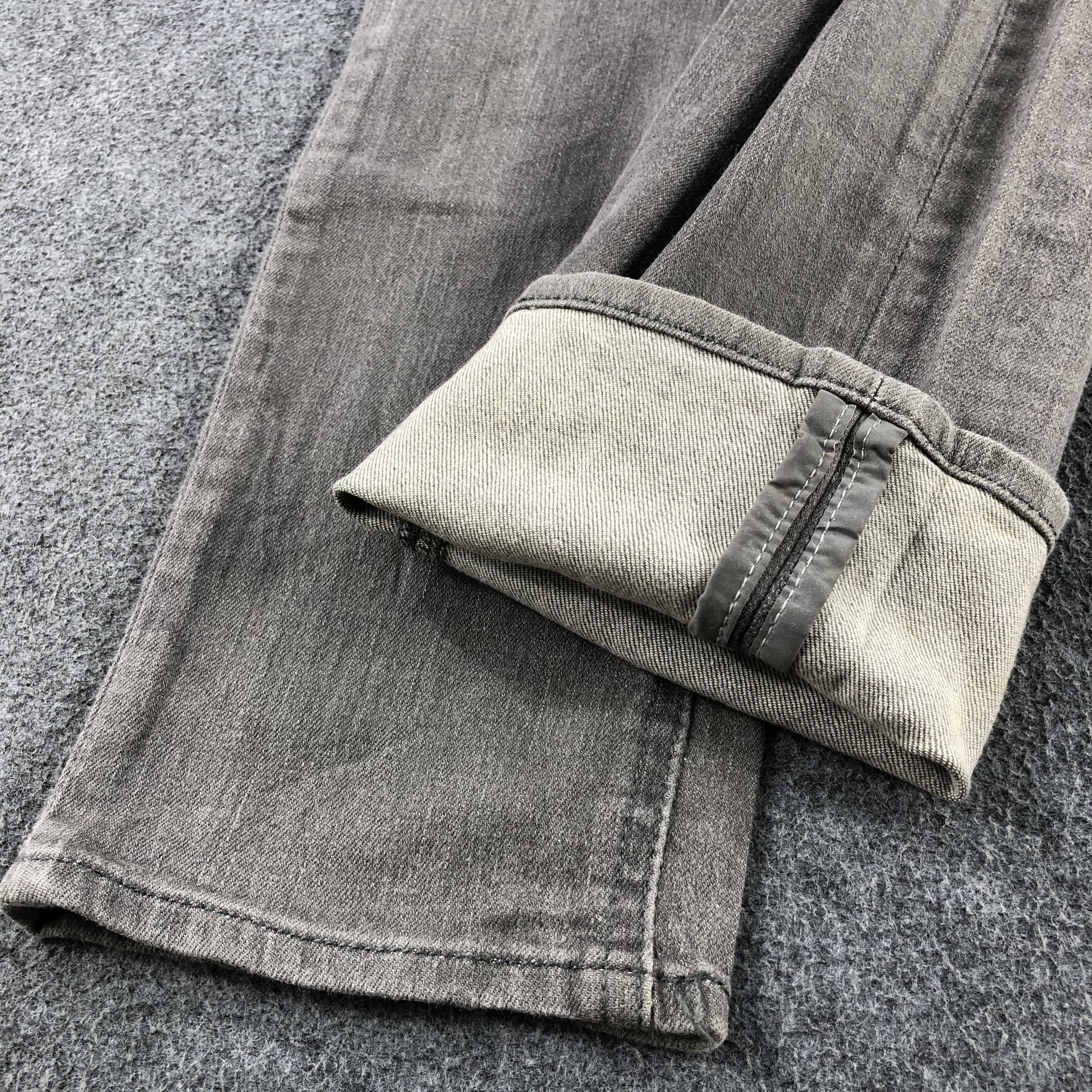 Levi's Vintage Levis 501 Jeans-J2273 Size US 29 - 6 Thumbnail