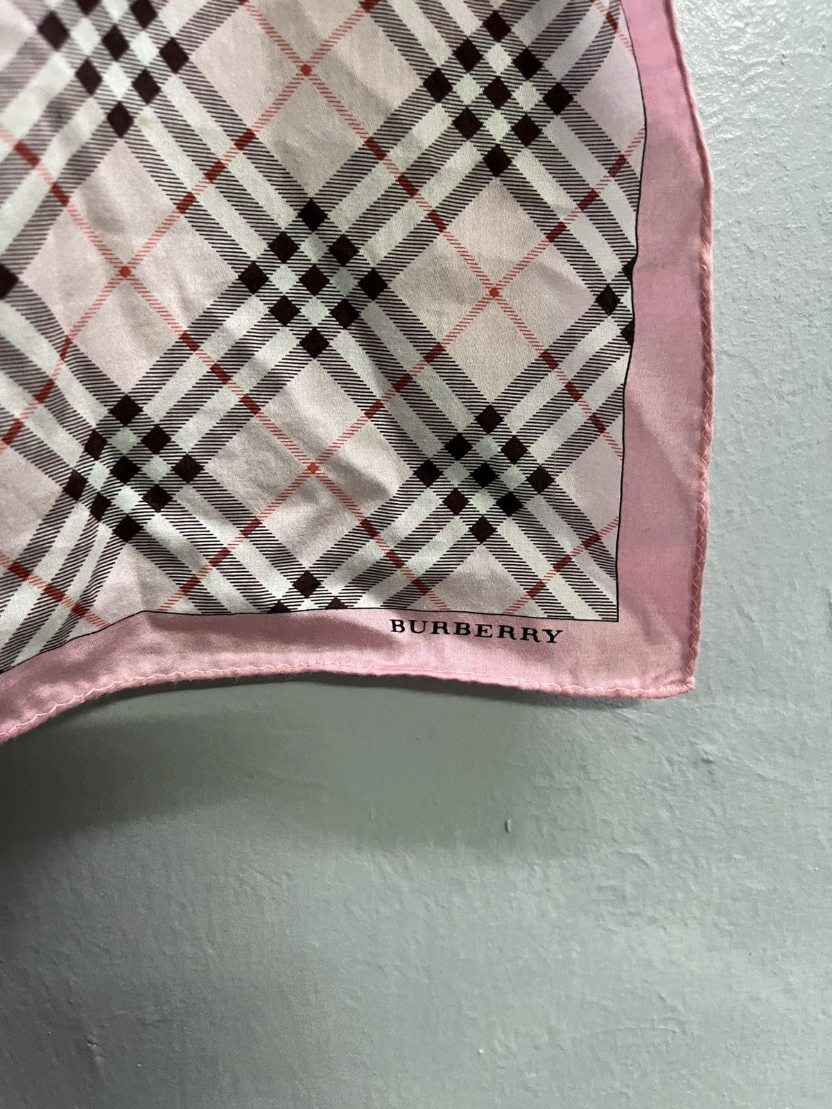 Burberry Burberry Handkerchief Neckerchief Bandana H224 Size ONE SIZE - 1 Thumbnail