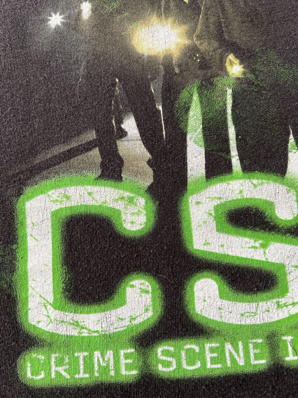 Vintage Vintage 2001 CSI Crime Scene Investigation TV Show Movie Tee Size US L / EU 52-54 / 3 - 17 Thumbnail
