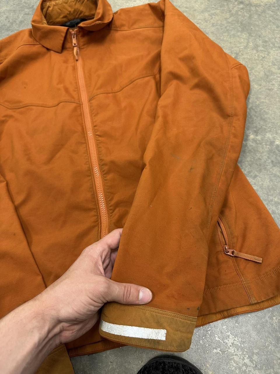 Arc'teryx Arcteryx Burnt Orange Light Jacket Size Medium Size US M / EU 48-50 / 2 - 4 Thumbnail