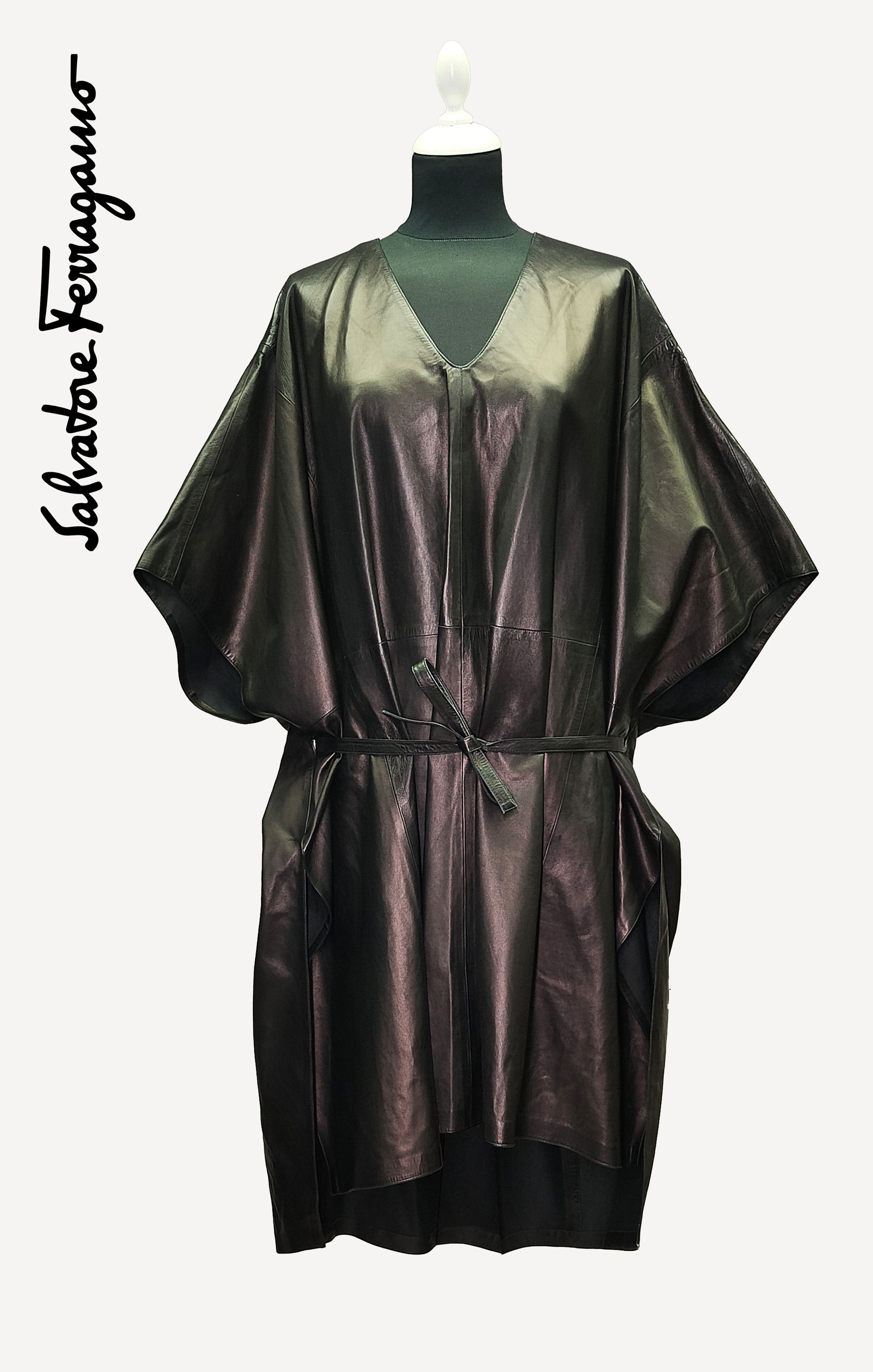 Salvatore Ferragamo SALVATORE FERRAGAMO _ S/S 2001 _ OVERSIZED _ CAPE / DRESS Size ONE SIZE - 1 Thumbnail