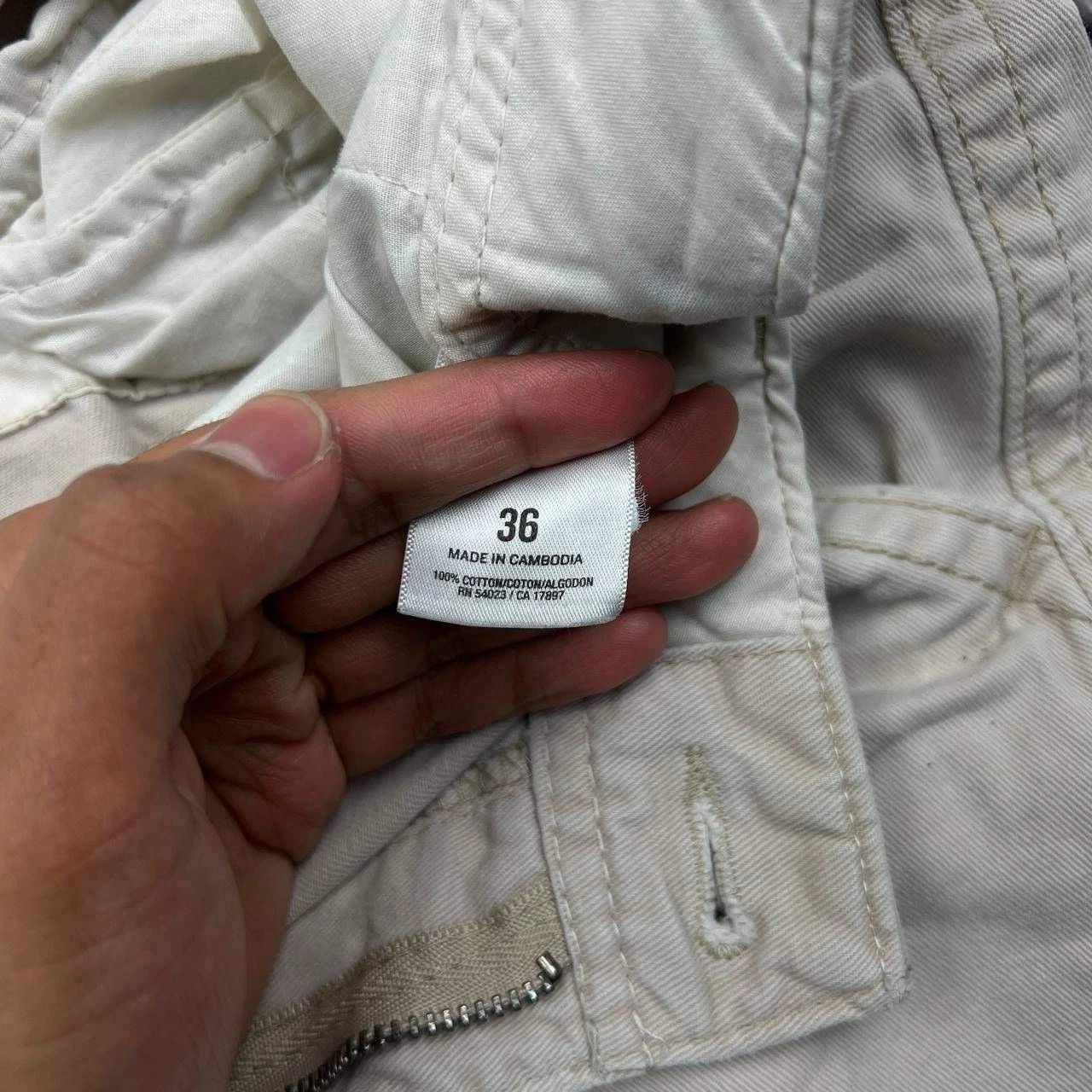 Old Navy Old Navy Shorts Men 36 Cream Chino Pockets Flat Front Cotton Size US 36 / EU 52 - 8 Thumbnail