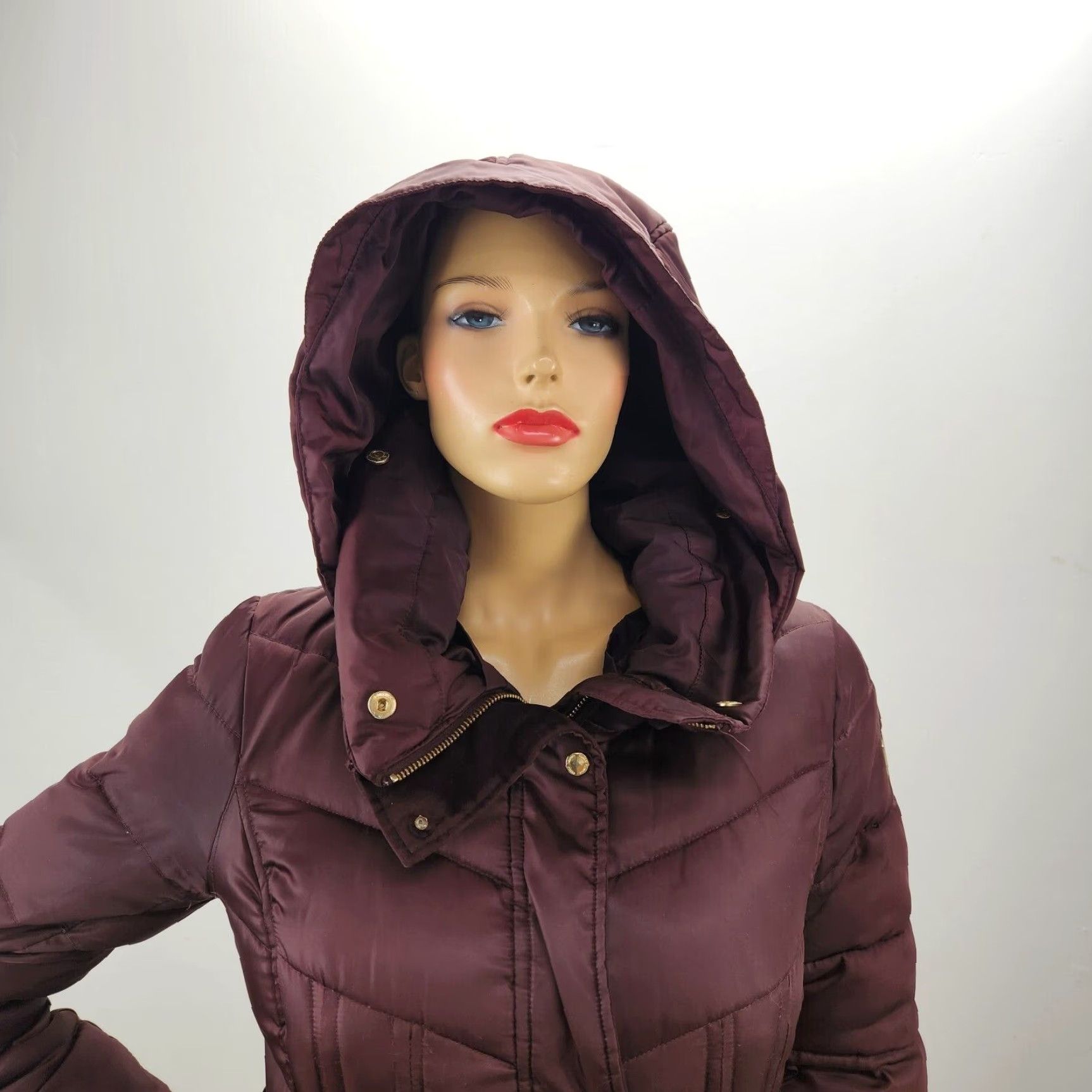 Vince Camuto Vince Camuto Puffer Jacket Women's S Burgundy Hood Old Money Cozy Gorpcore Jacket Coats Size S / US 4 / IT 40 - 2 Thumbnail