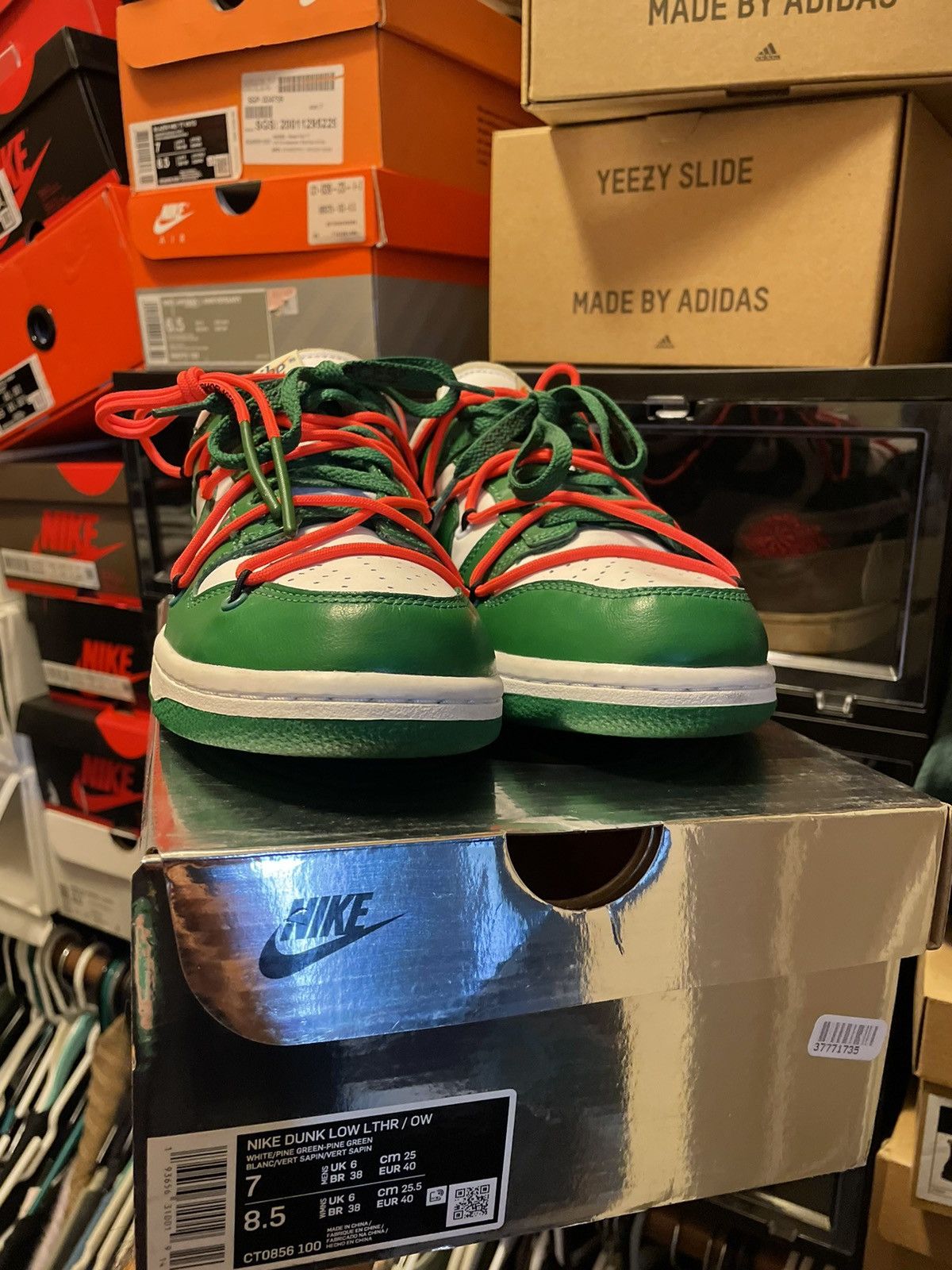 Nike × Off-White Nike Dunk Low Off-White Pine Green Size US 7 / EU 40 - 4 Thumbnail