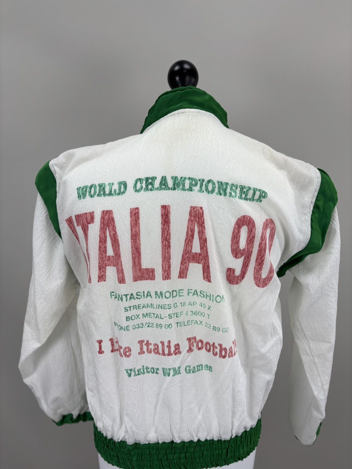 Vintage Vintage suit football world championship Italia 1990 Size S Size US S / EU 44-46 / 1 - 7 Thumbnail