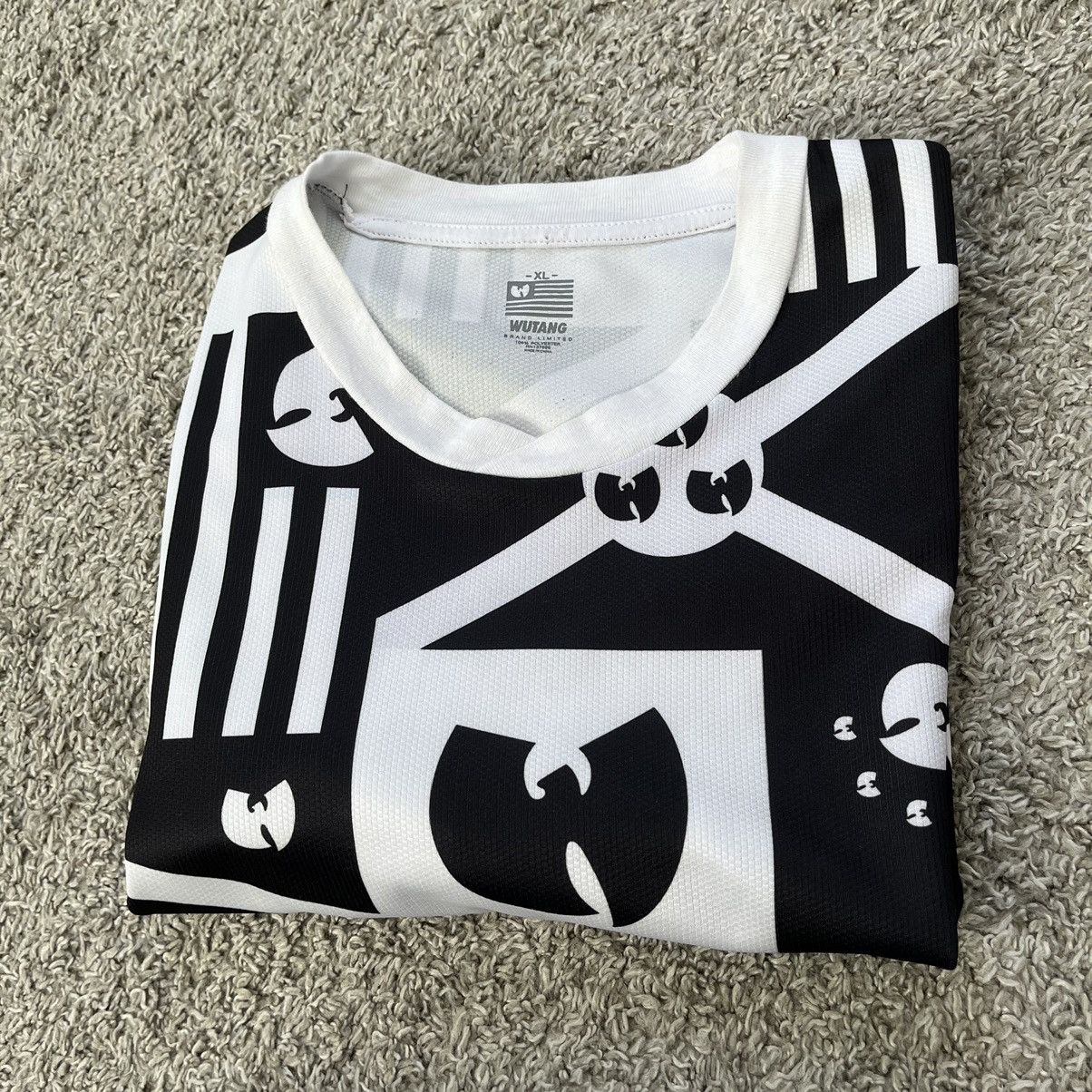Wu-Tang Clan 🔴Wu-Tang Jersey Shirt Size XL Wu Soccer Rare WuTang Raekwon Size US XL / EU 56 / 4 - 10 Thumbnail