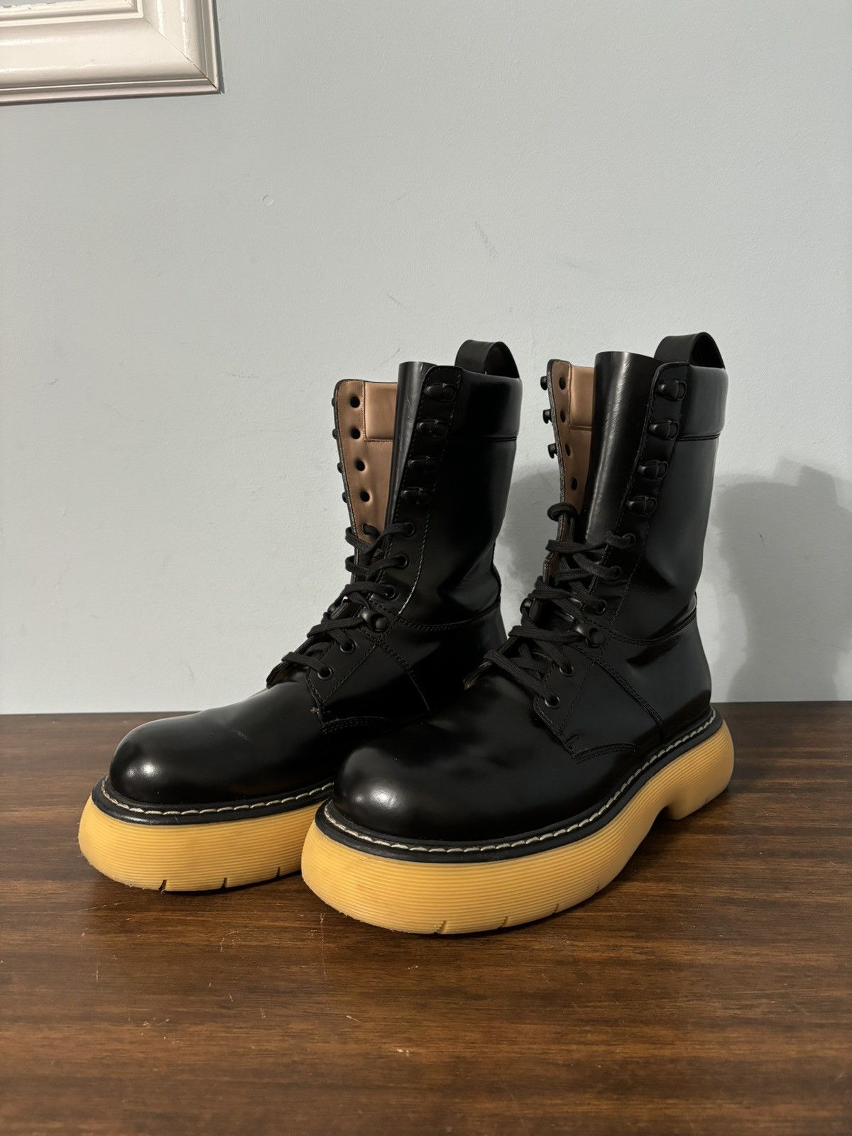 Pre-owned Bottega Veneta Bounce Leather Boots In Yellow