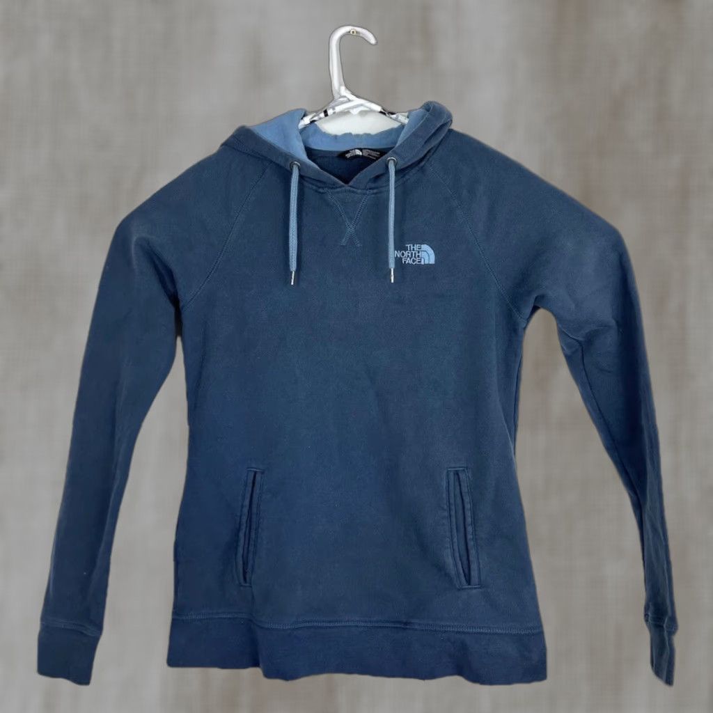 The North Face The North Face Womens Medium Pullover Hoodie Blue Pouch Pocket Size M / US 6-8 / IT 42-44 - 1 Thumbnail