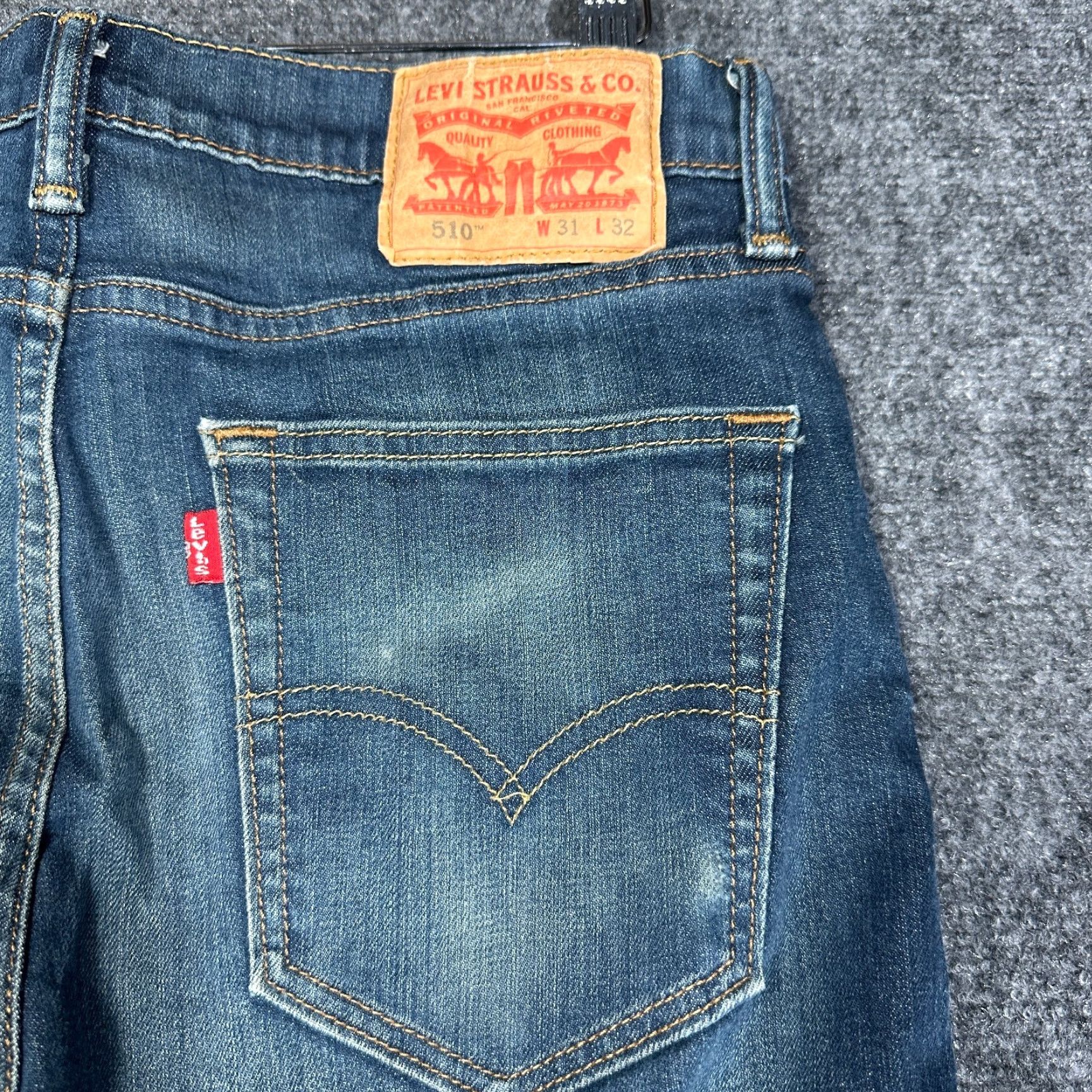 Levi's Levi's 510 Jeans Mens 31 X 30 Medium Wash 5-Pocket Cotton Stretch Denim Blue Regular Fit Skinny Style Jeans Mens Size US 31 - 8 Thumbnail
