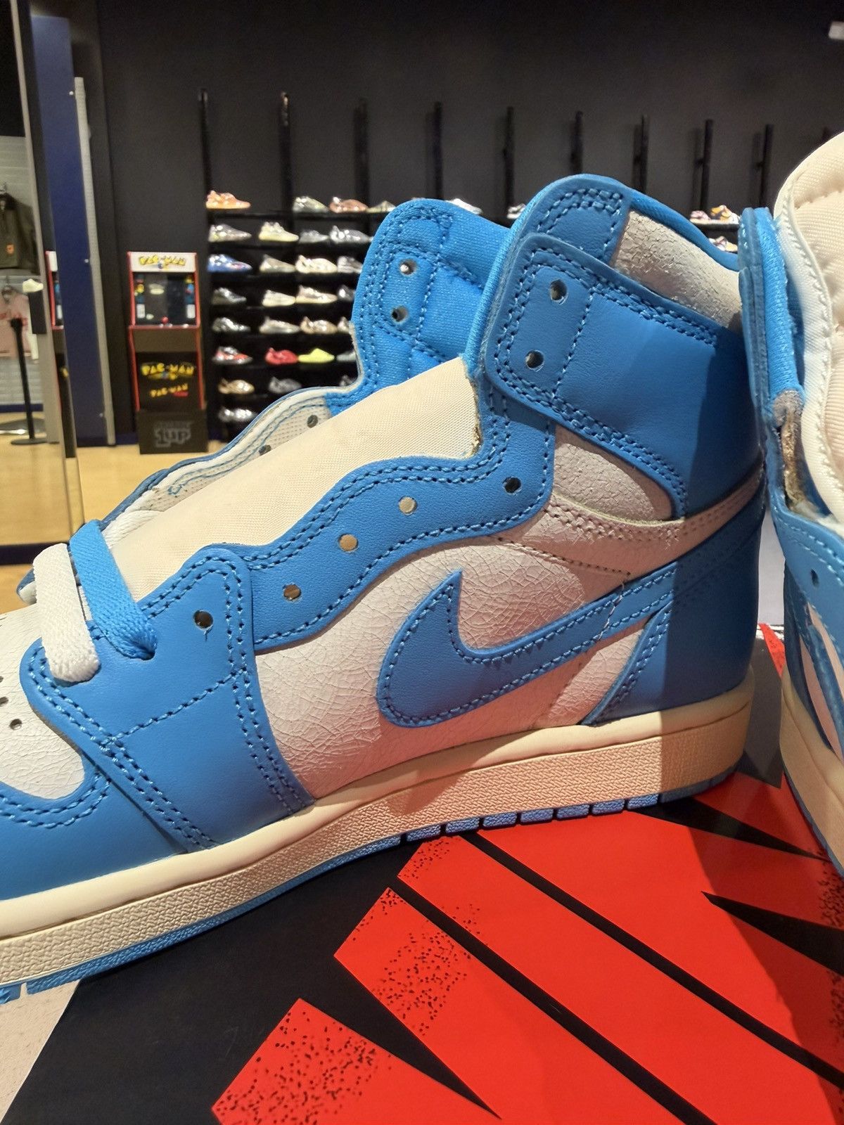 Jordan Brand Size 8 - Jordan 1 Retro High UNC Reimagined Size US 8 / EU 41 - 6 Thumbnail