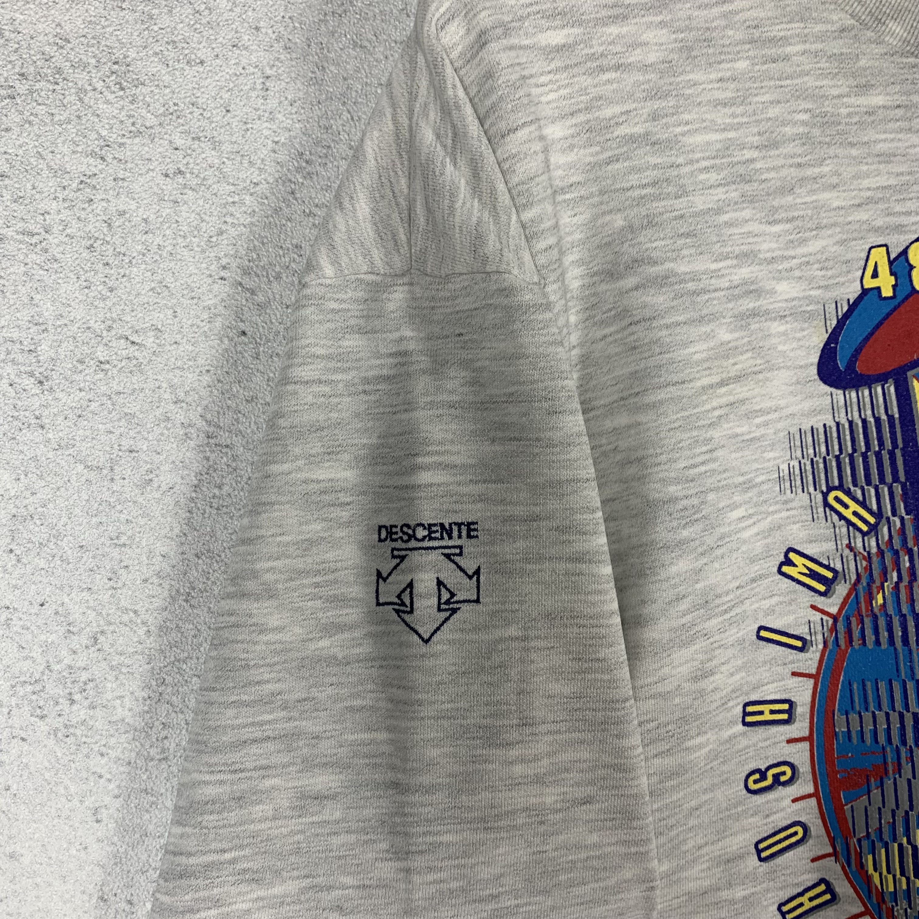 Descente Vintage Descente Boxy Sweatshirt Crewneck Size US M / EU 48-50 / 2 - 3 Thumbnail