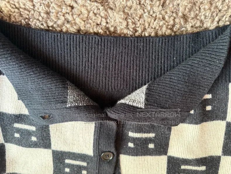 Acne Studios Acne Studios Checkerboard Button-Down Long Sleeve Wool Kni Size US XS / EU 42 / 0 - 3 Thumbnail