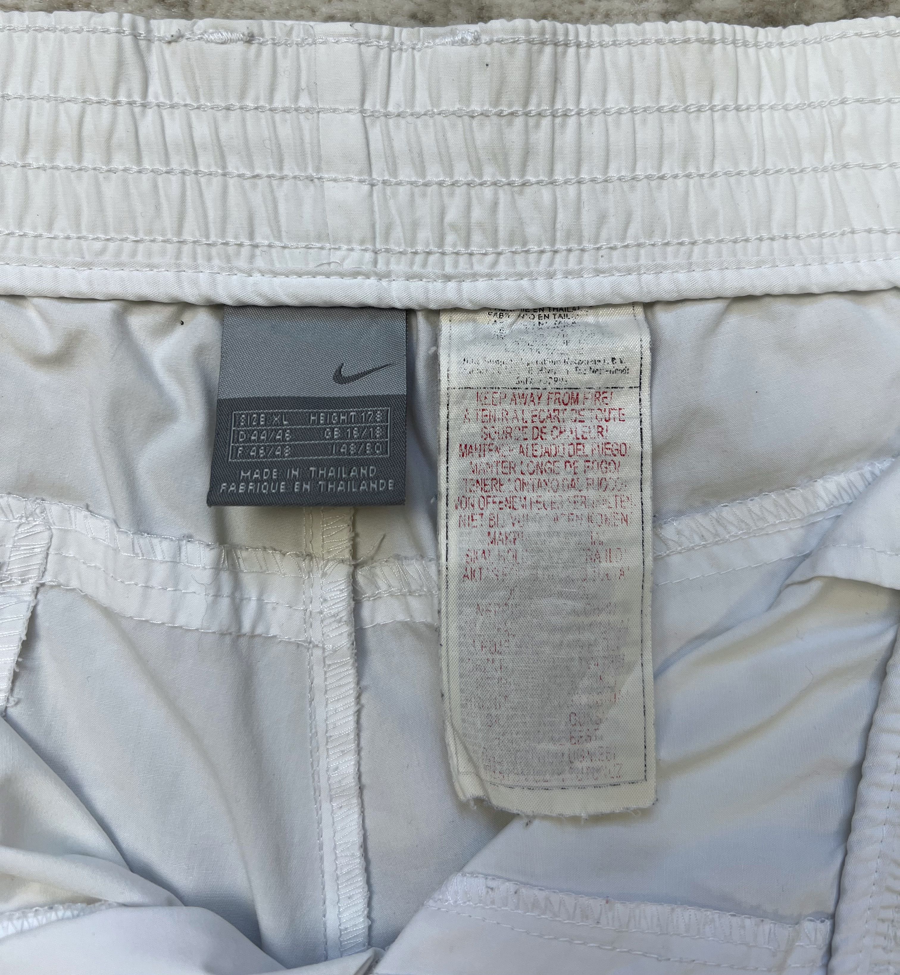 Nike Nike Capri Pants Shorts Y2K White XL Size US 36 / EU 52 - 21 Thumbnail