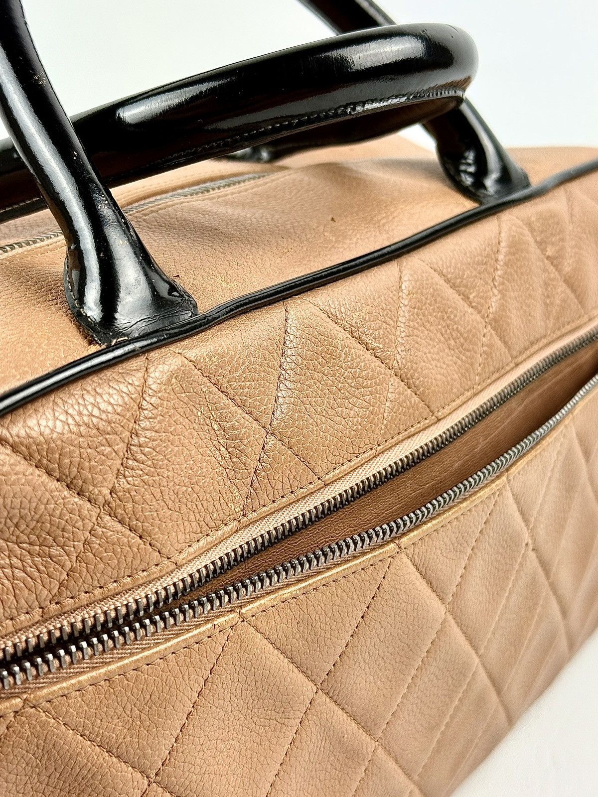 Chanel Chanel - 2002 - Caviar - Matelassé - Bowling Bag Size ONE SIZE - 13 Thumbnail