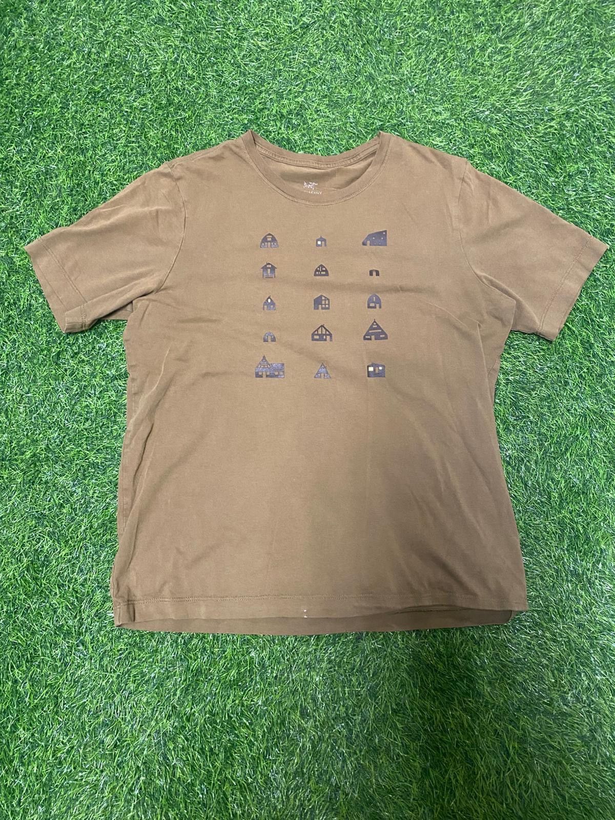 Arc'teryx Arcteryx athletic outdoor hiking hut t shirt size small Size US S / EU 44-46 / 1 - 1 Thumbnail