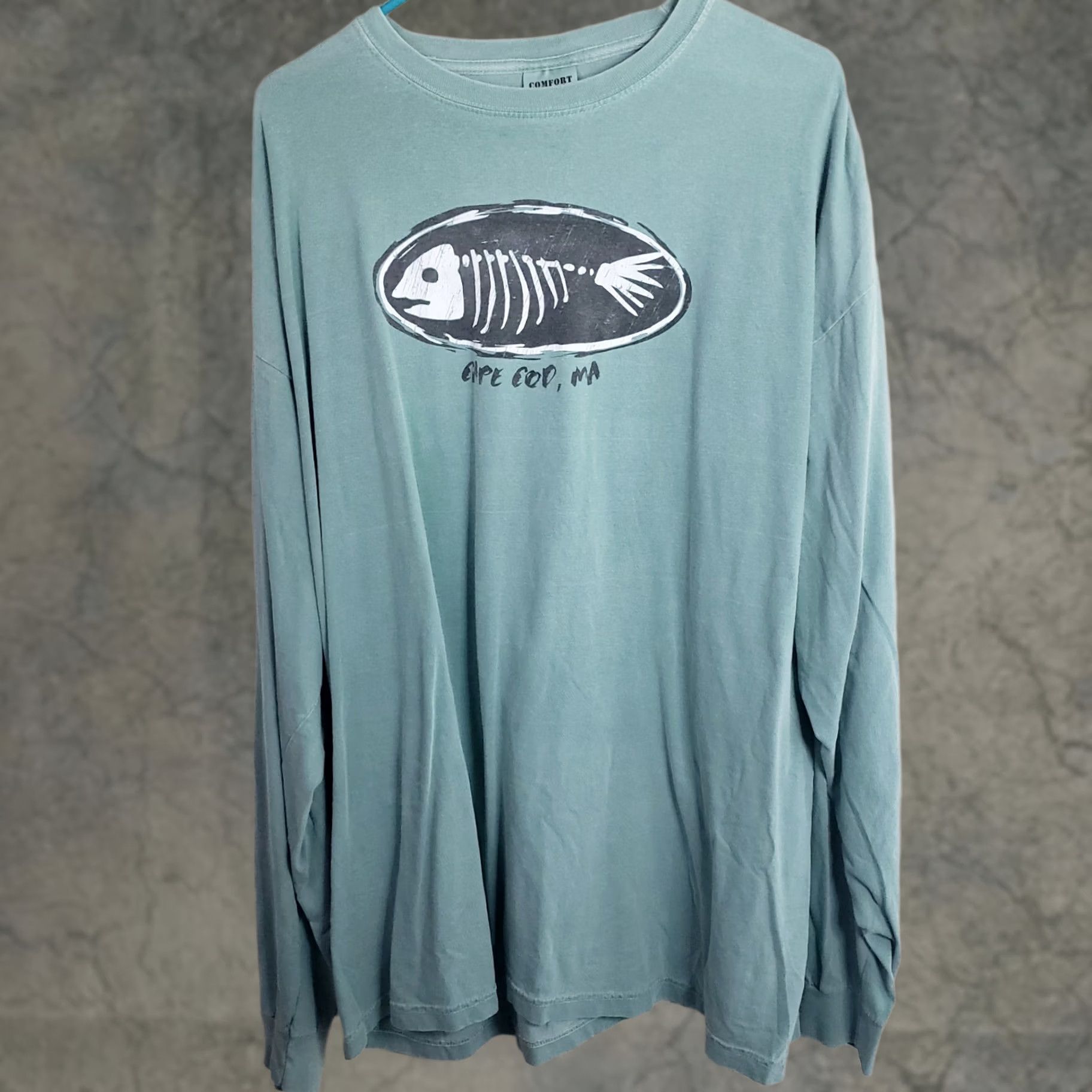 Vintage Cape Cod T-shirt Long Sleeve Crew Neck Green 100% Cotton Fish Cape Cod Graphic Men L Cap Cod Brand Shirt Size US L / EU 52-54 / 3 - 1 Thumbnail