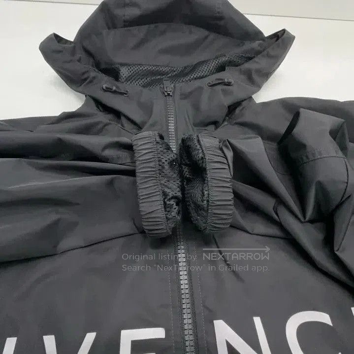Givenchy Givenchy Men's Letter Print Zip Long Sleeve Jacket. Size US M / EU 48-50 / 2 - 4 Thumbnail