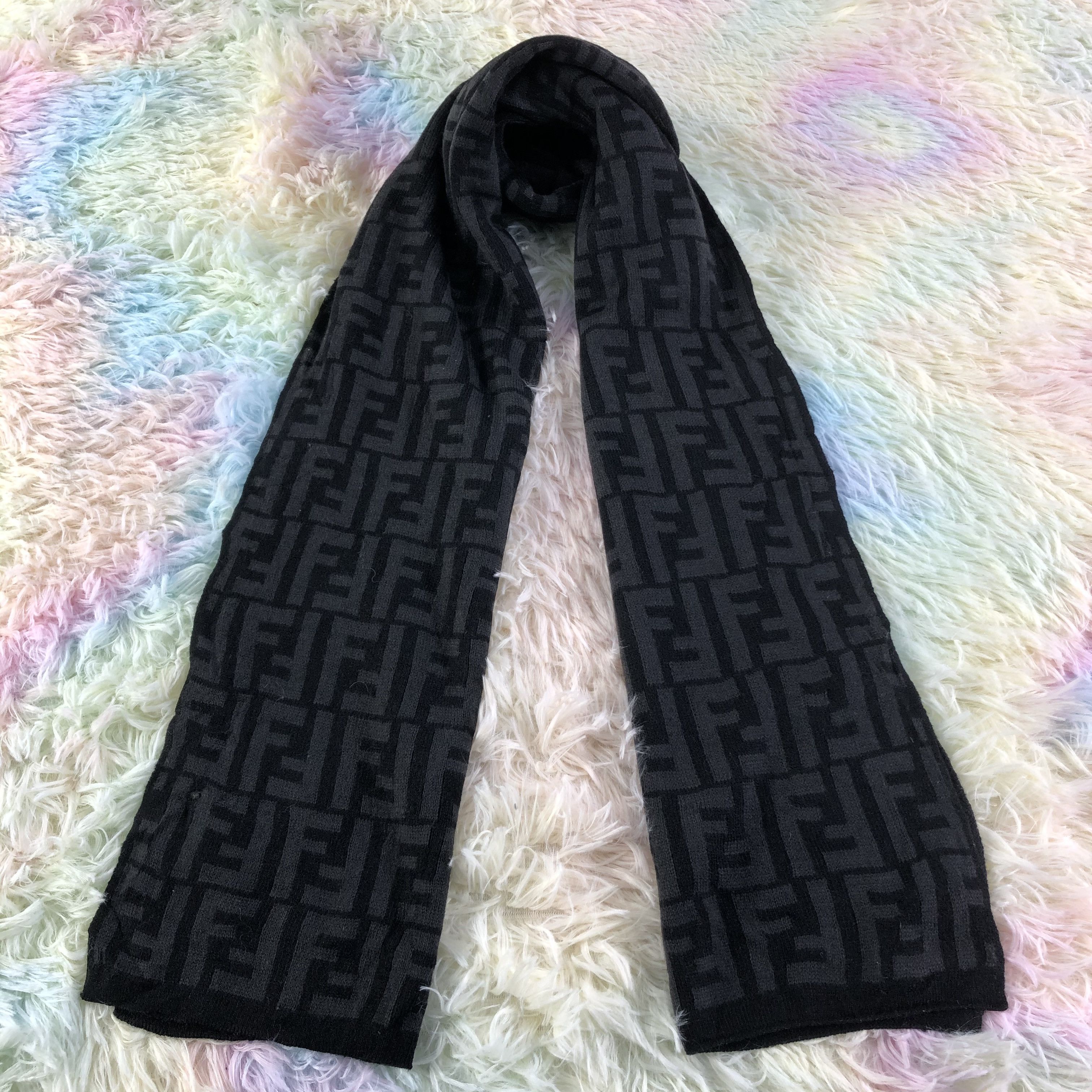 Vintage Fendi Scarf / Muffler / Neckwear Size ONE SIZE - 1 Thumbnail