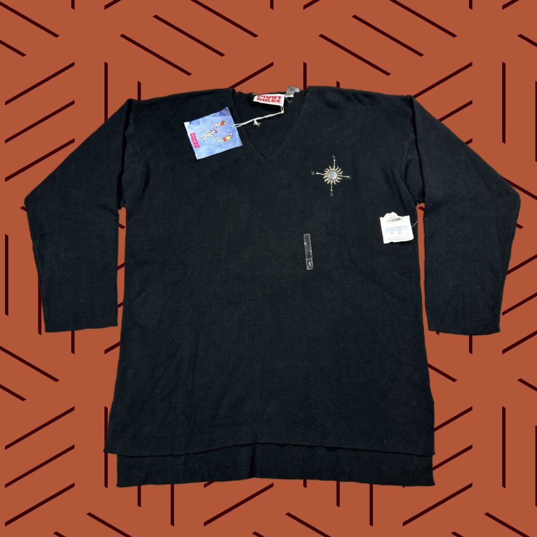 Vintage Vintage 90s Womens Black Embroidered Golf Compass Knit Sweater XL Fashion Casual Size XL / US 12-14 / IT 48-50 - 1 Thumbnail