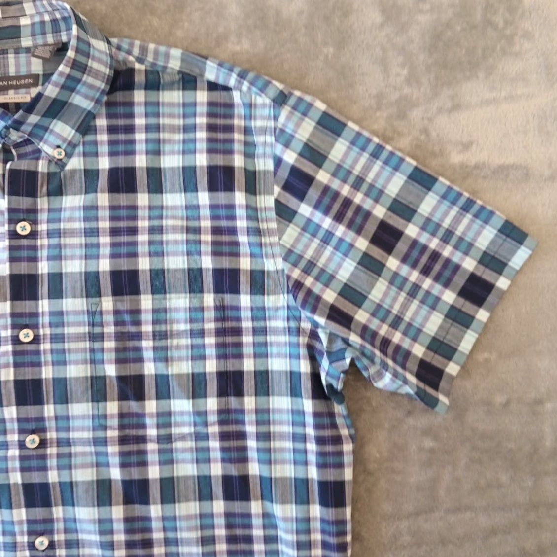Van Heusen Van Heusen Shirt Mens Large Purple Plaid Short Sleeve Button-Down Collar Classic Casual Regular Cotton Blend Size US L / EU 52-54 / 3 - 4 Thumbnail