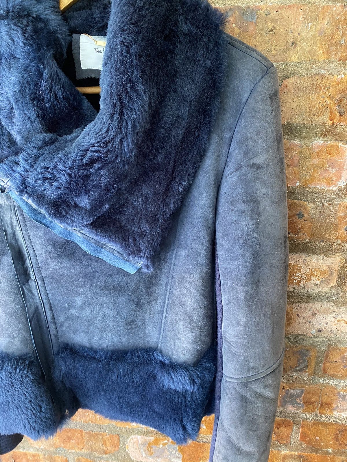 KMRii 2000s Virgina Japan Luxury Sheepskin Fur Vkei Jablet Size M / US 6-8 / IT 42-44 - 5 Thumbnail