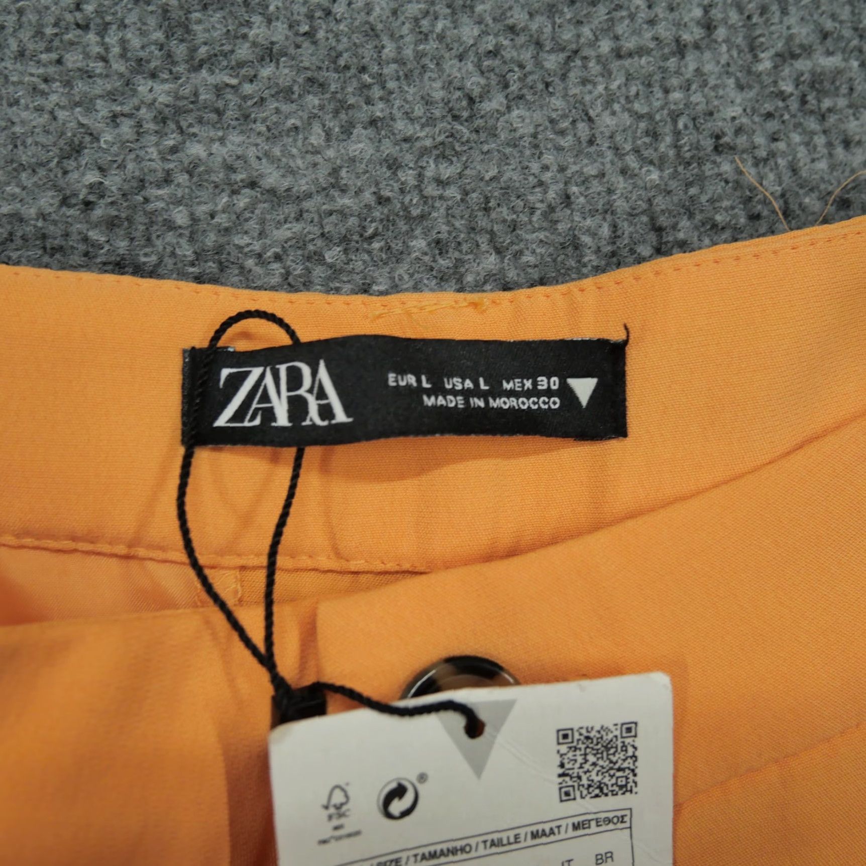 Zara Zara Pants Womens Large Orange Wide Leg Baggy Pleated 33x32 Slacks Size 24" / US 00 / IT 34 - 5 Thumbnail