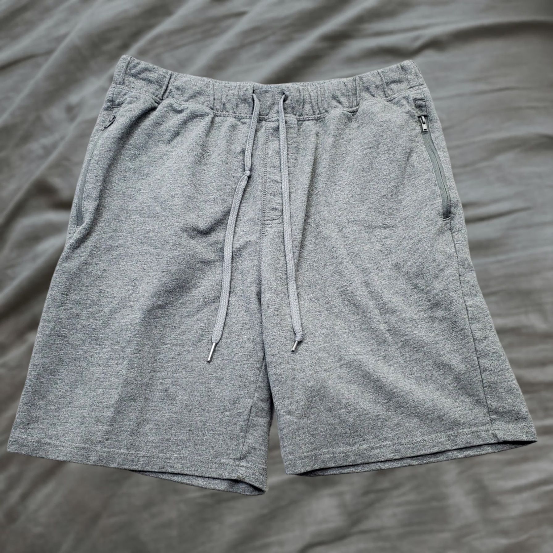 Eddie Bauer Eddie Bauer Sleep Shorts Mens L Gray Drawstring Pockets Zipped Pockets Size US 33 - 1 Thumbnail
