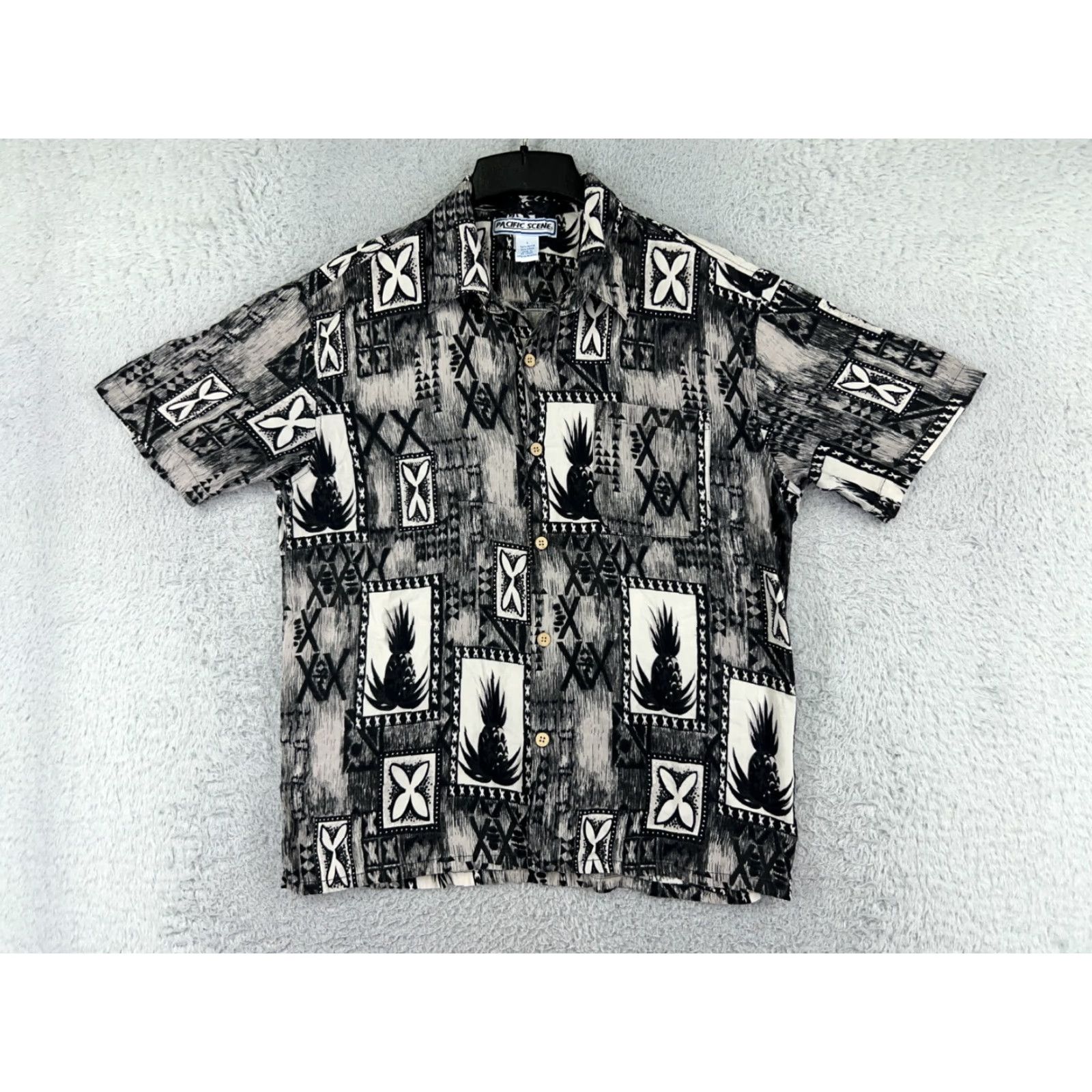 Vintage Pacific Scene Shirt Men L Black Pineapple Floral Print Hawaiian Button-Up Short Sleeve Size US L / EU 52-54 / 3 - 2 Thumbnail