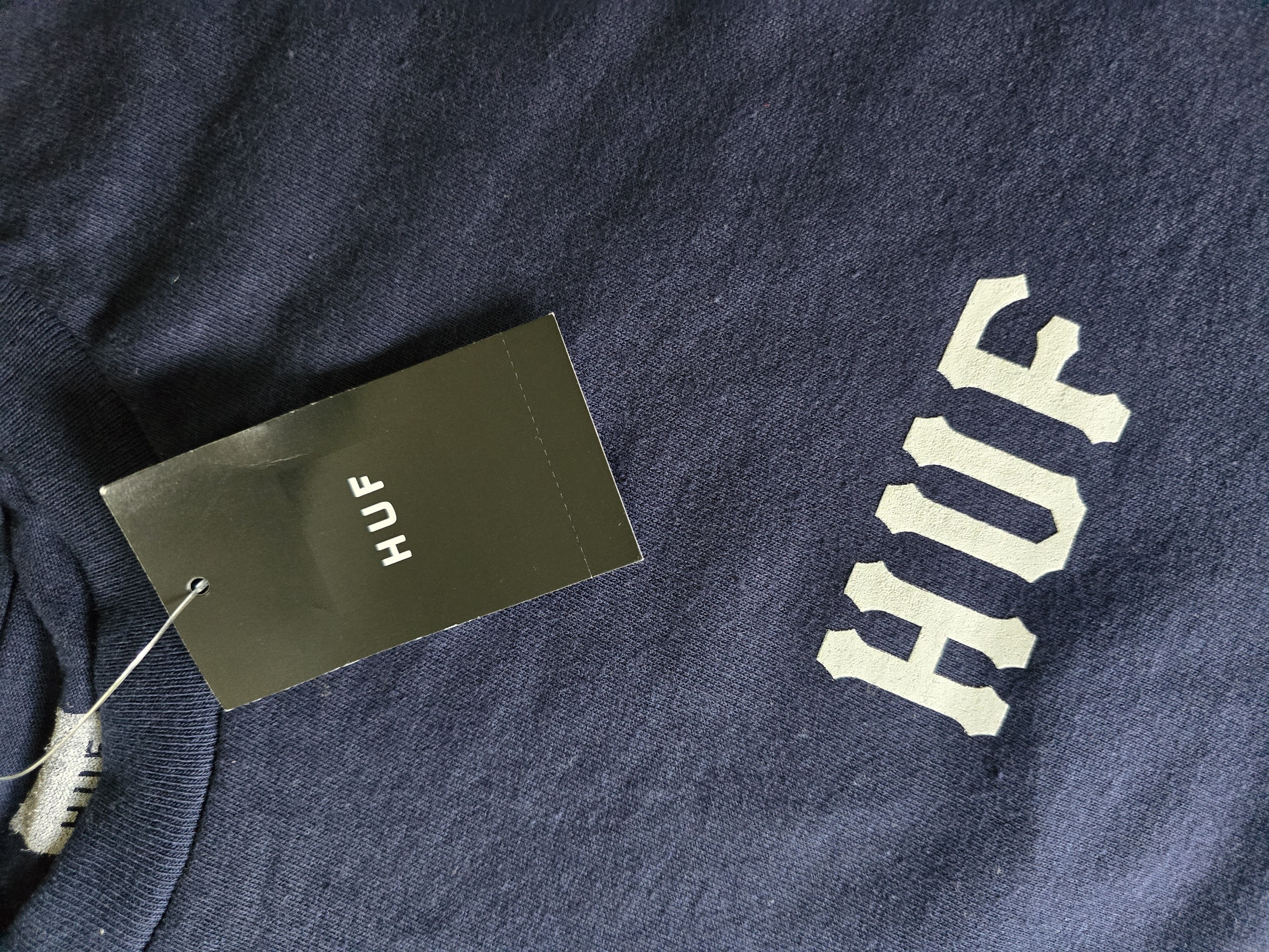 Huf HUF Classic Logo T Shirt Brand New Size M Navy Blue Size US M / EU 48-50 / 2 - 3 Thumbnail