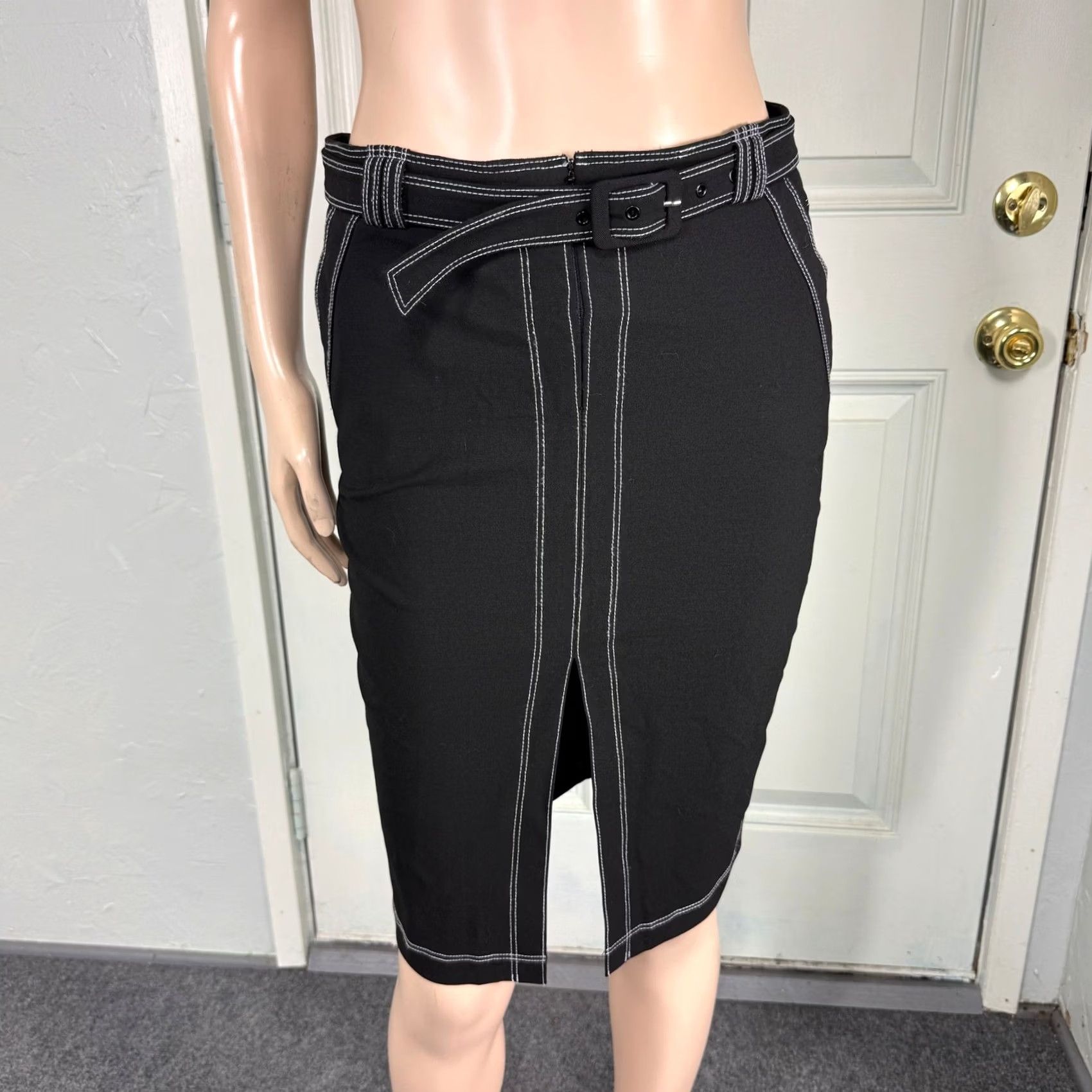 Bebe VINTAGE bebe Skirt Belted Slit Knee Length Y2K Women’s 2 Black Polyester Knit Zip Rise High Party Casual - Mens Womens Girls Boys Size 26" / US 2 / IT 38 - 2 Thumbnail