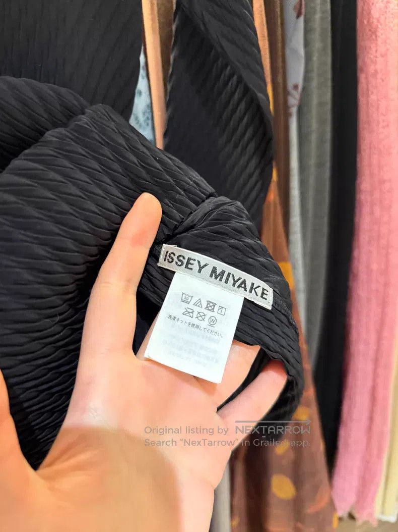 Issey Miyake Issey Miyake Main Line Fish Scale Top Size M / US 6-8 / IT 42-44 - 2 Thumbnail