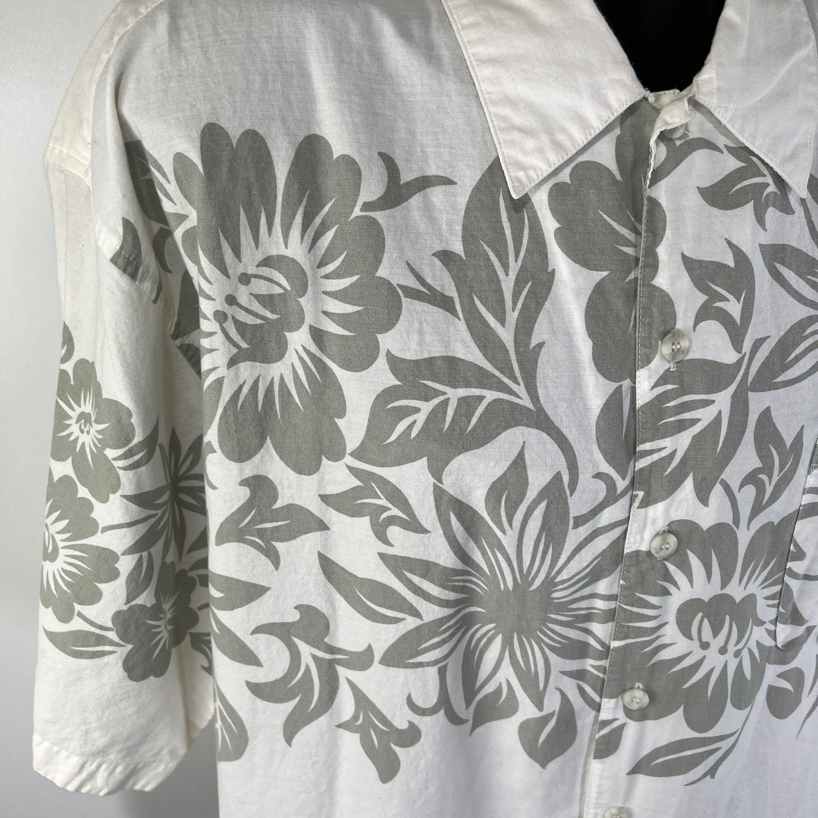 Vintage Vintage 90s Hawaiian Floral Shirt Cotton White Size US XXL / EU 58 / 5 - 2 Thumbnail