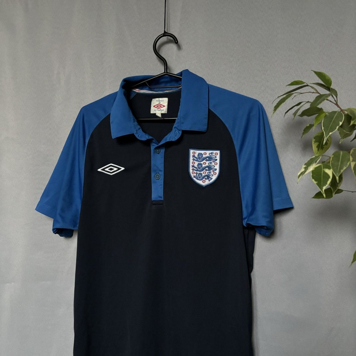Umbro Umbro England jersey vintage sportswear small blue tee Size US S / EU 44-46 / 1 - 2 Thumbnail