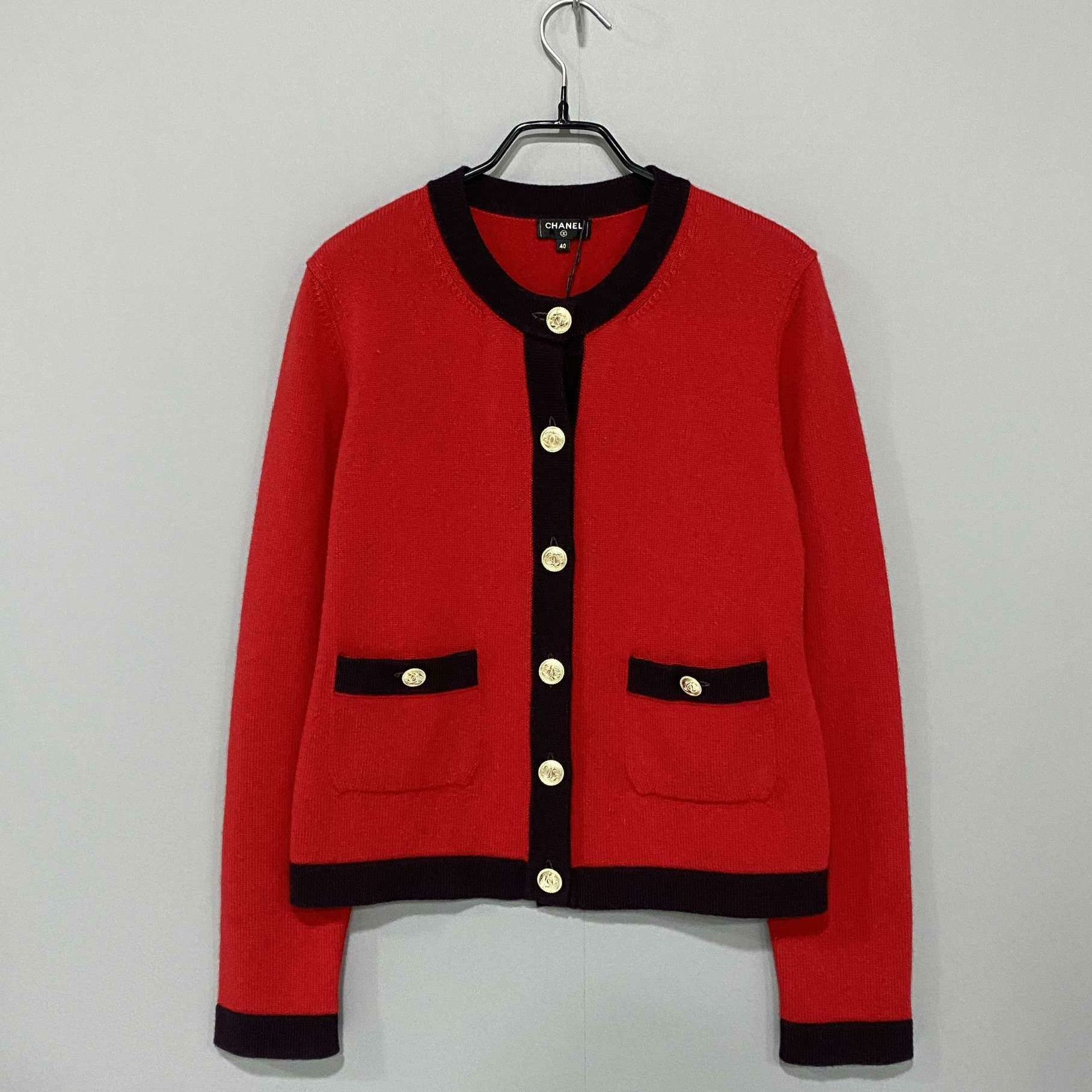 Chanel Chanel Red Sweater M Women Size M / US 6-8 / IT 42-44 - 1 Thumbnail