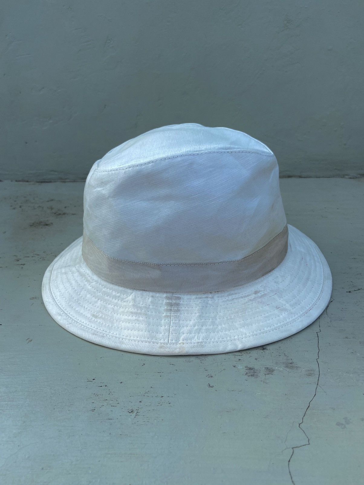 Katharine Hamnett London 💥 BINDING OVER 💥 katharine hamnett london bucket hat Size ONE SIZE - 5 Thumbnail