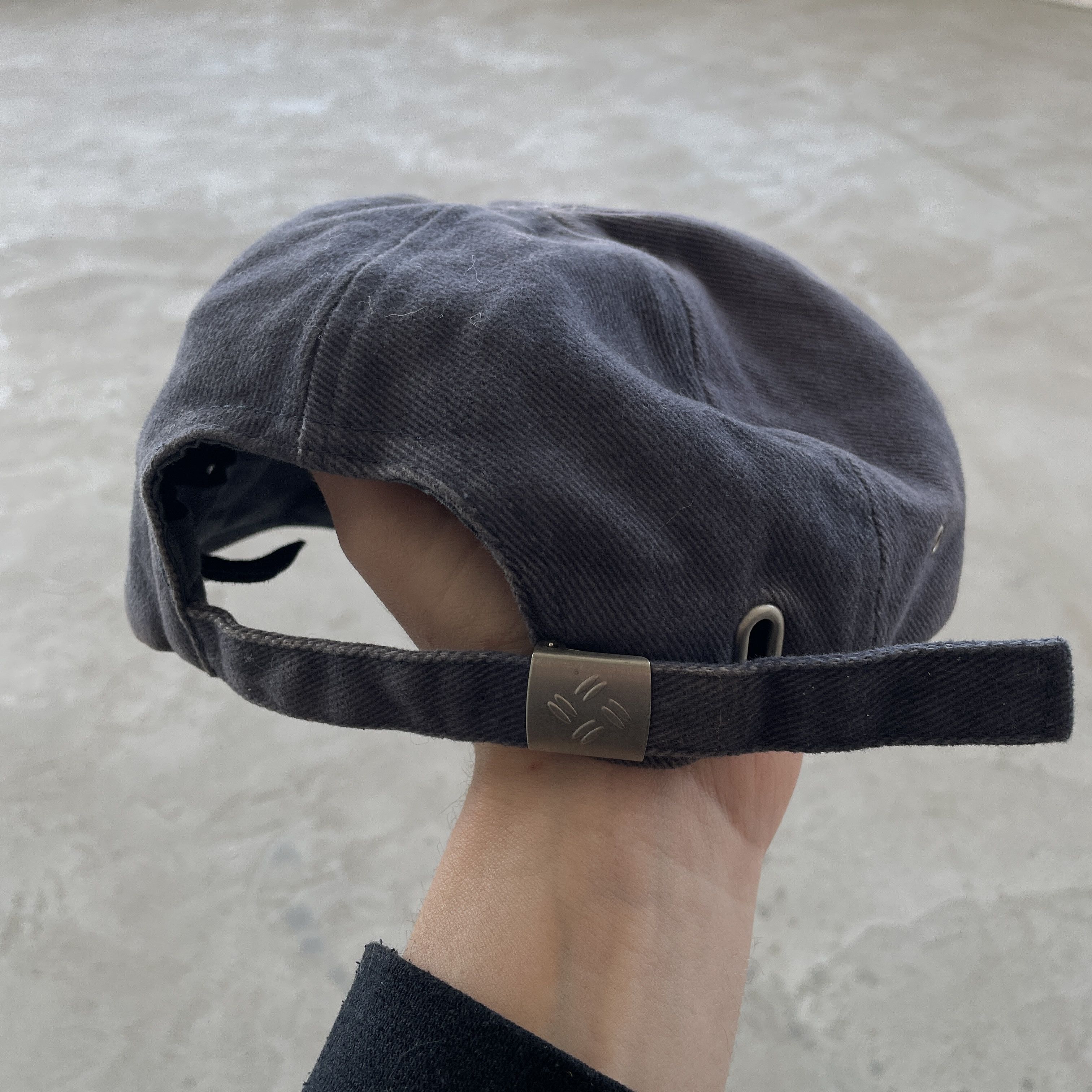 Mercedes-Benz Vintage Mercedes Benz Grey Suede Brim Logo Hat Strapback Cap Size ONE SIZE - 4 Thumbnail