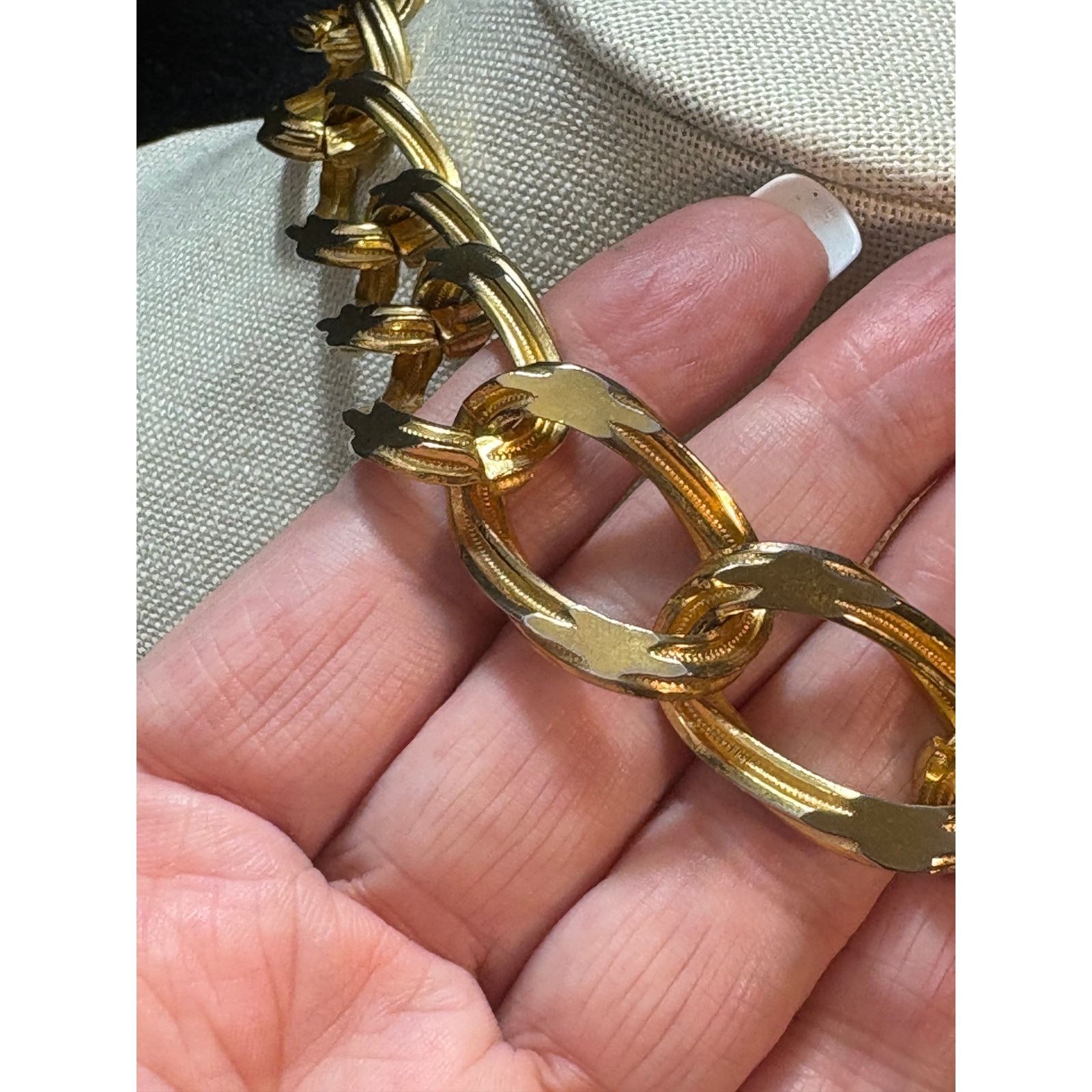 Other Vintage Gold Tone Oversized Link Chain Necklace 1980s 16" Size ONE SIZE - 2 Thumbnail