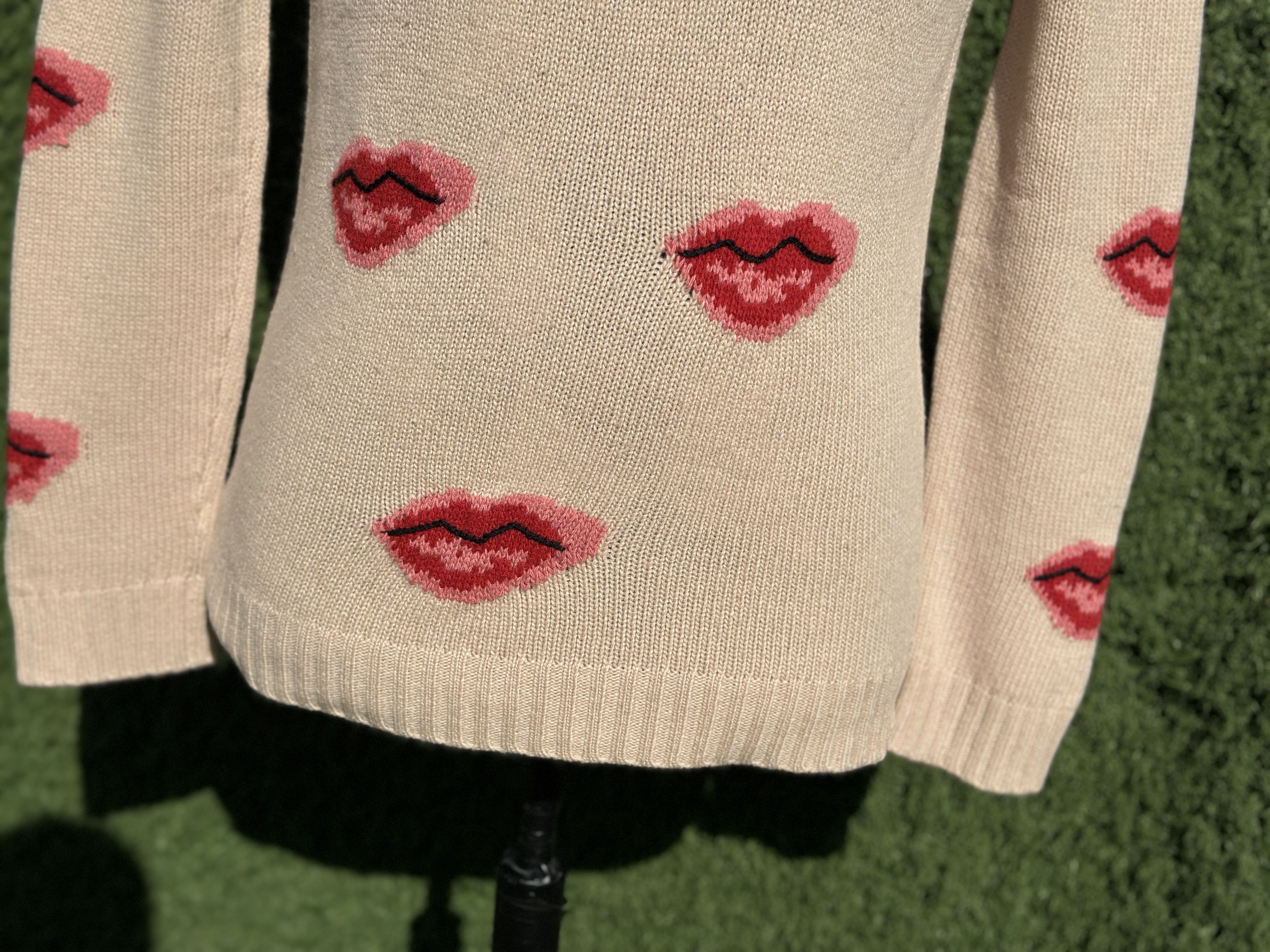 Prada Prada Lips Pattern Wool Cashmere Knit Sweater Size 42 IT Size M / US 6-8 / IT 42-44 - 5 Thumbnail