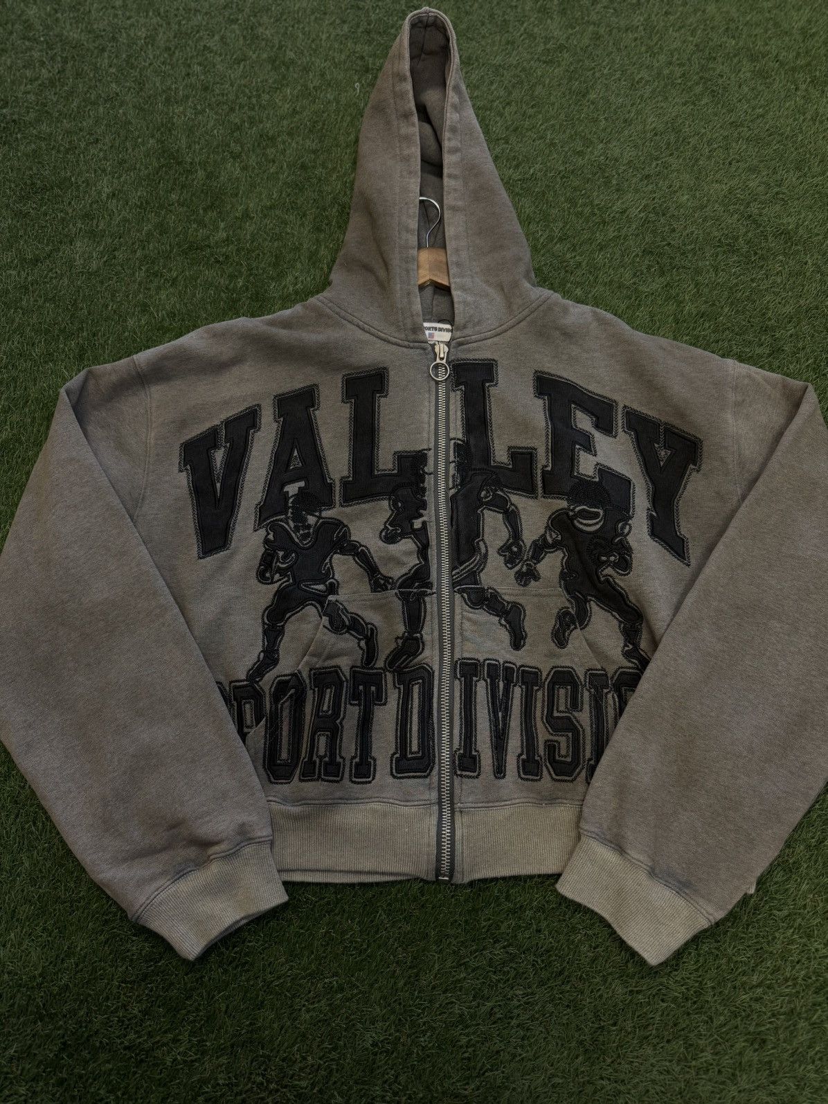 Vale Vale Hoodie Zip Up Grey Black Size XXL (NEW) Size US XXL / EU 58 / 5 - 1 Thumbnail