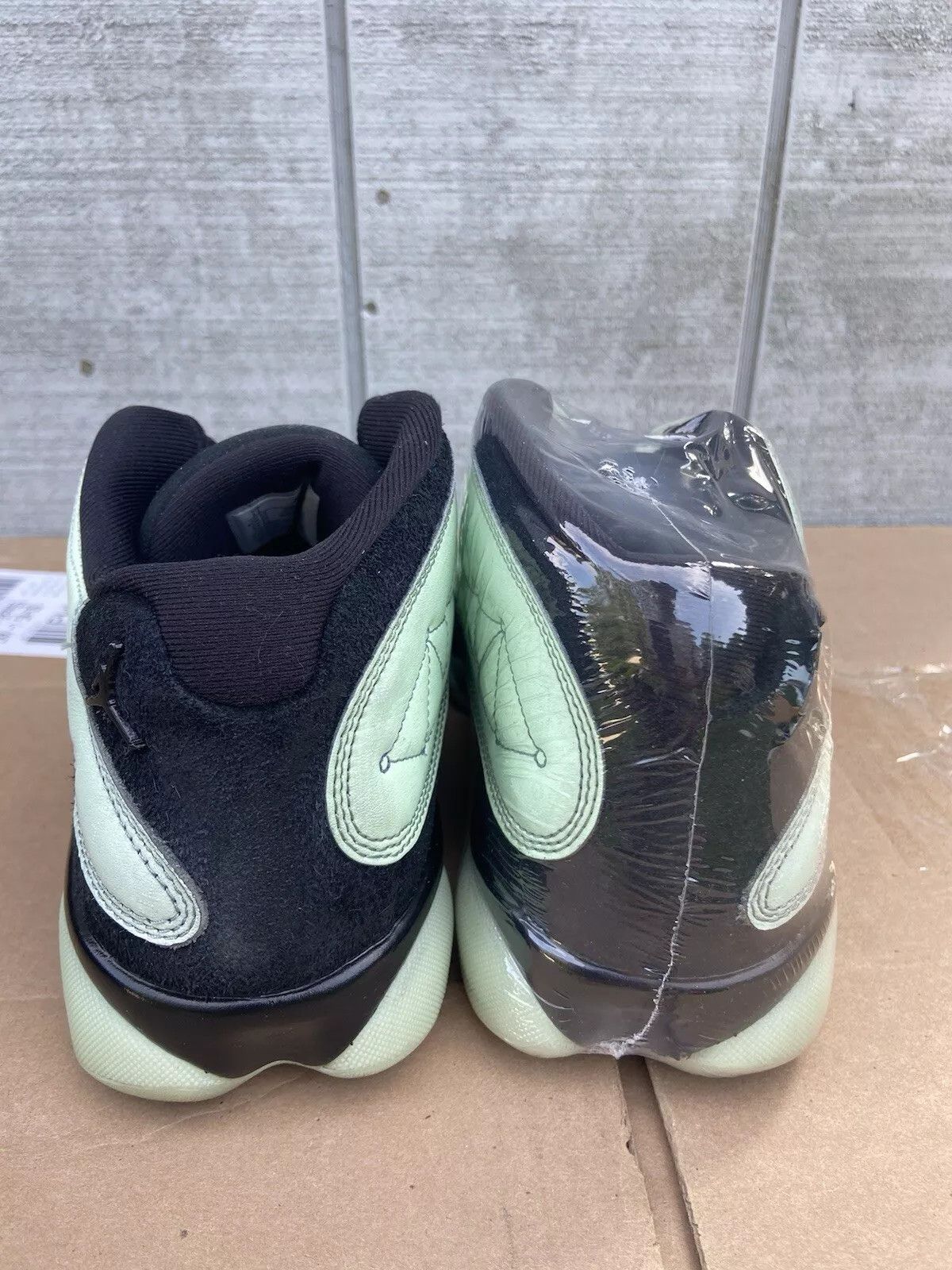 Nike Nike Air Jordan 13 Retro Low Single's Day 2021 11m/ 12.5w Size US 11 / EU 44 - 3 Thumbnail