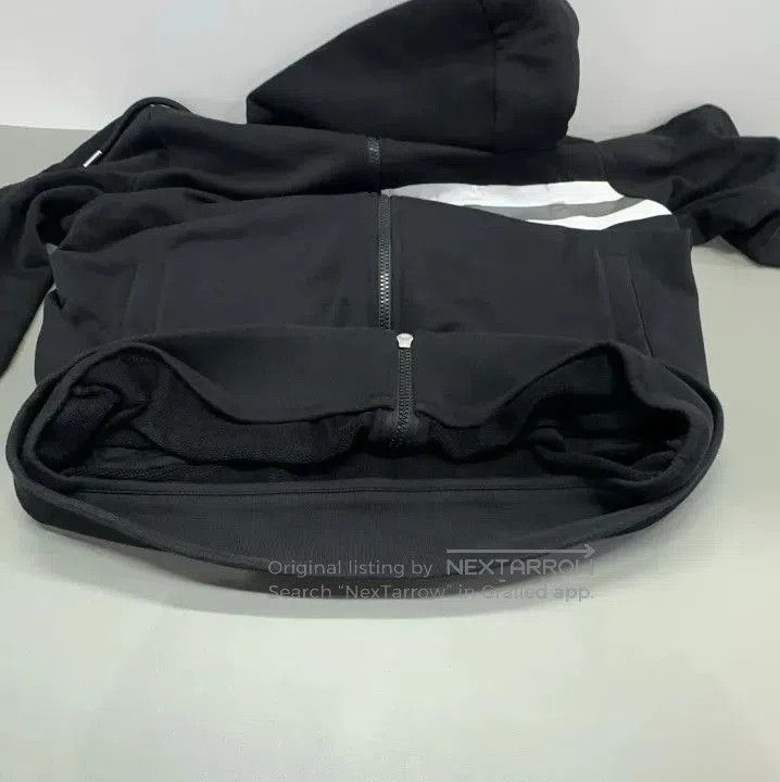 Moncler Moncler Embroidered Logo Zip Hoodie. Size US L / EU 52-54 / 3 - 8 Thumbnail