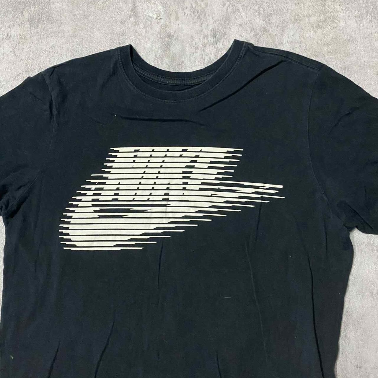 Nike Black Nike sportswear tee with white swoosh #sportswear Size US M / EU 48-50 / 2 - 2 Thumbnail