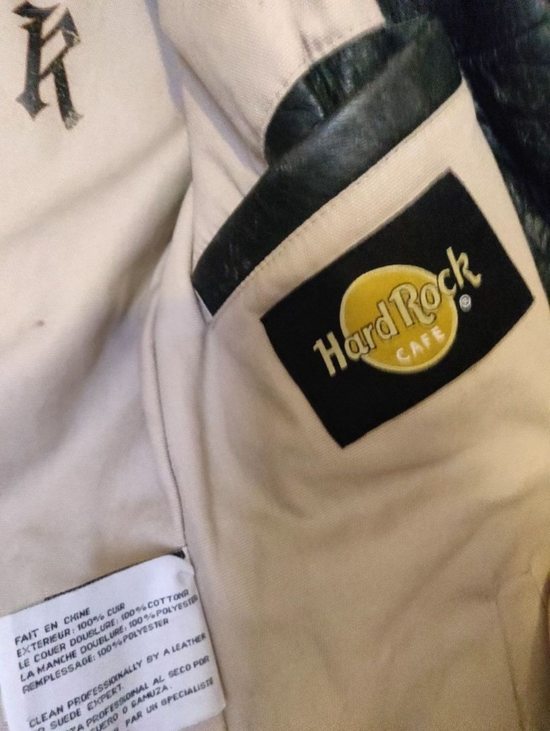 Hard Rock Cafe Hard Rock Cafe leather jacket sz S Condition like new Size S / US 4 / IT 40 - 4 Thumbnail
