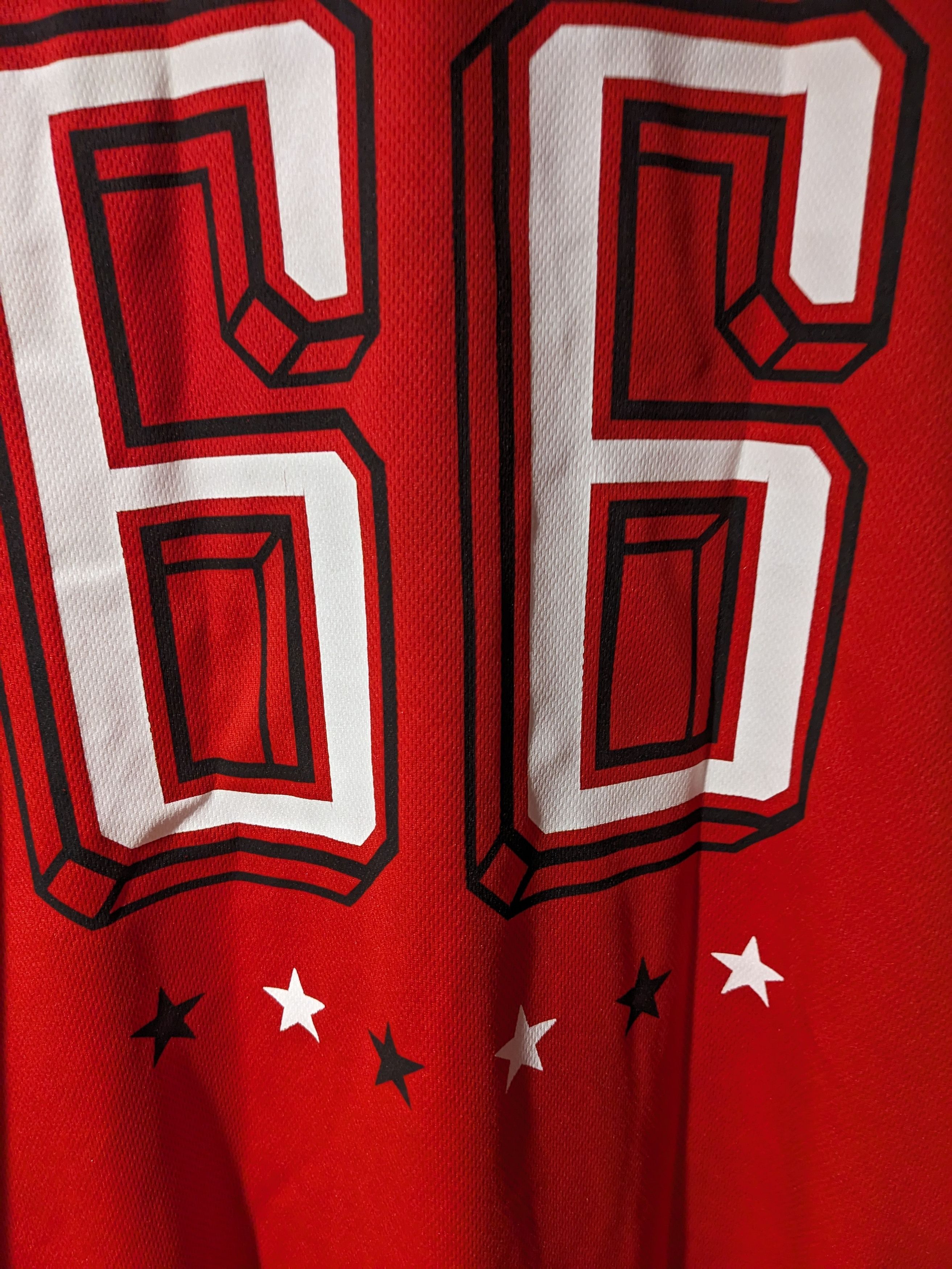 NBA × Vintage Chicago Bulls NBA Basketball Red Medium Baseball Jersey Size US M / EU 48-50 / 2 - 7 Thumbnail