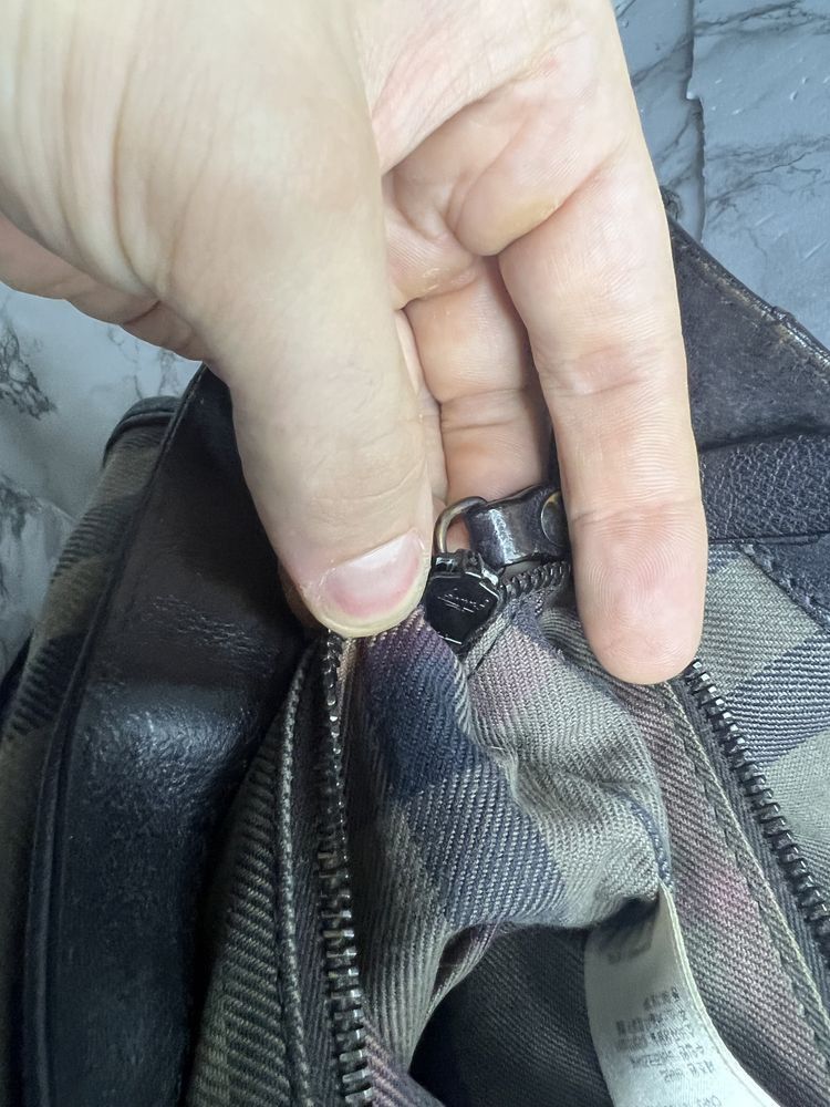 Burberry Burberry Leather Sholder Bag Size ONE SIZE - 8 Thumbnail