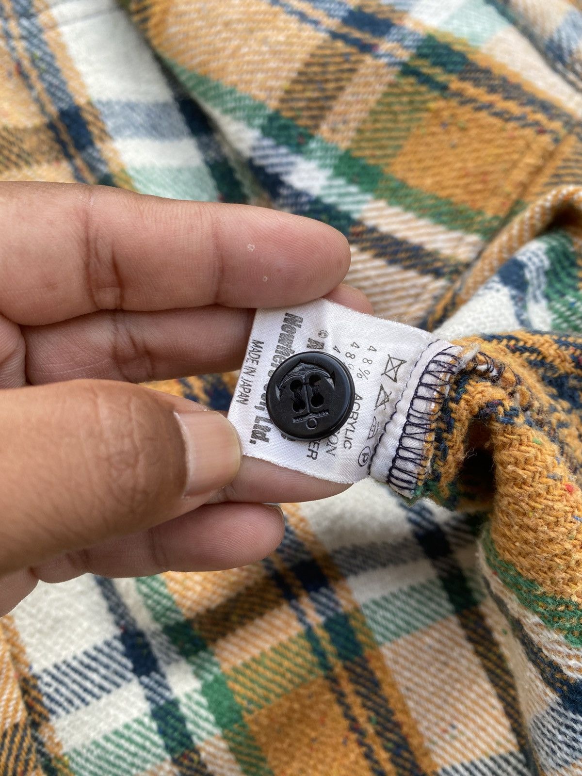 Bape × Vintage Rare Vintage BAPE Checkered Flannel Buttons Shirt Size US M / EU 48-50 / 2 - 23 Thumbnail