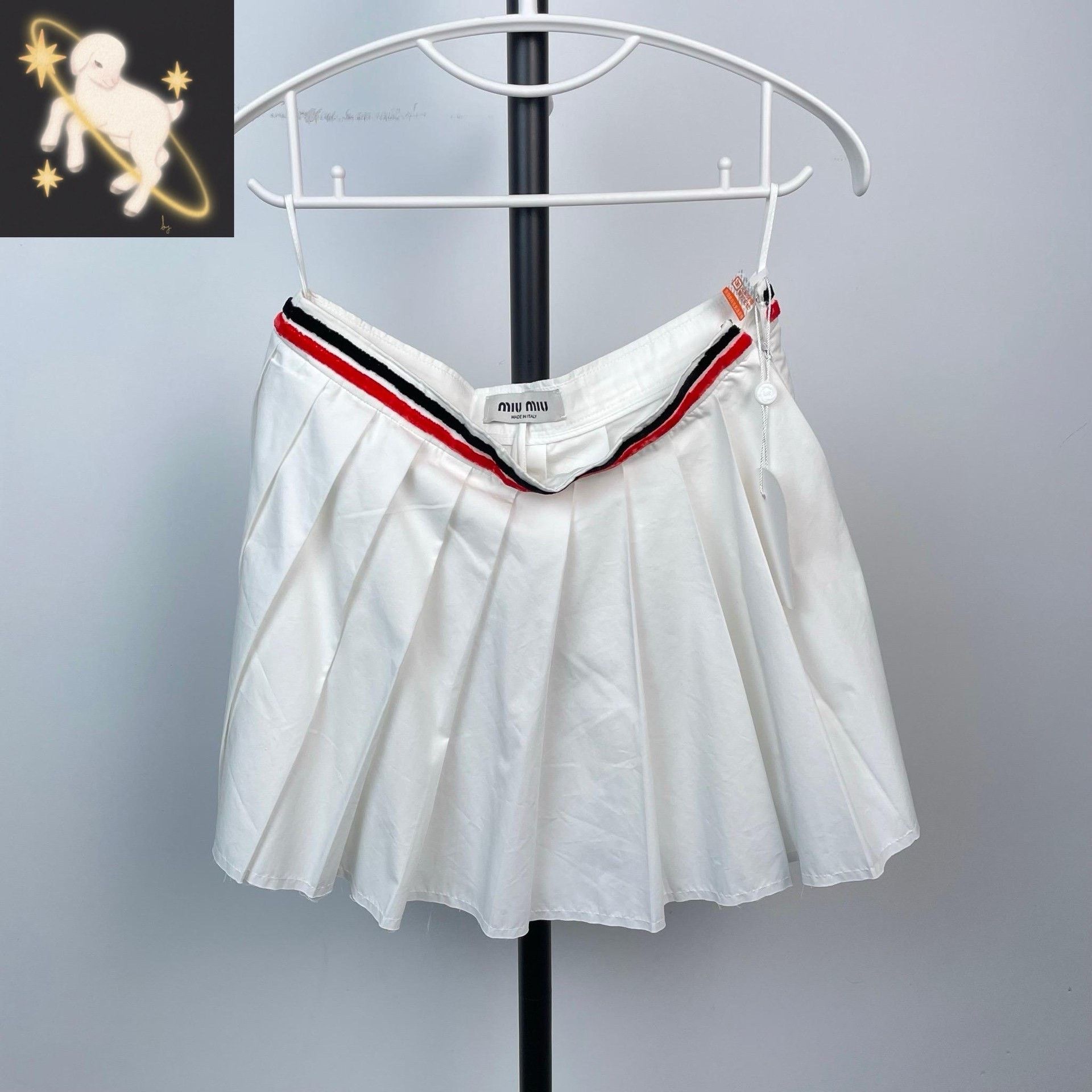 Miu Miu Miu Miu White Skirt 36 Women Size 36" / US 14 / IT 50 - 1 Thumbnail