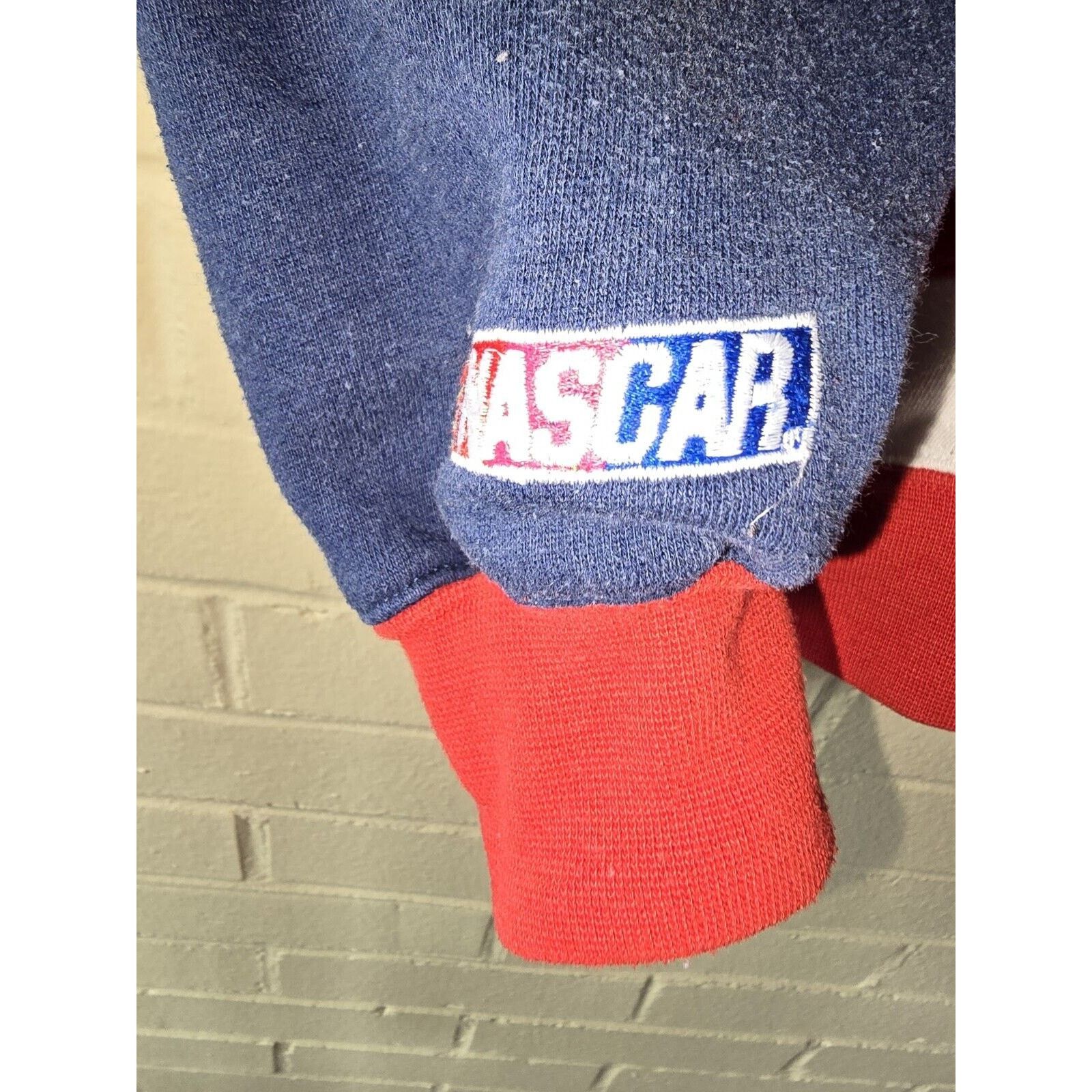Chase Authentics VTG Chase Authentics NASCAR Dale Jarrett Crewneck Size M #88 Size 32 - 3 Thumbnail