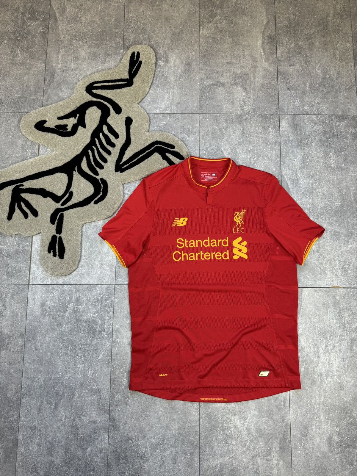 New Balance Mens Vintage New Balance FC Liverpool T-shirt soccer jersey Size US L / EU 52-54 / 3 - 11 Thumbnail