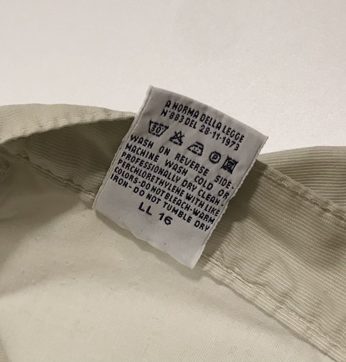 Versace Jeans Couture Vintage Versace Jeans Couture Velvet Pants Men's 32 Beige Size US 32 / EU 48 - 11 Thumbnail